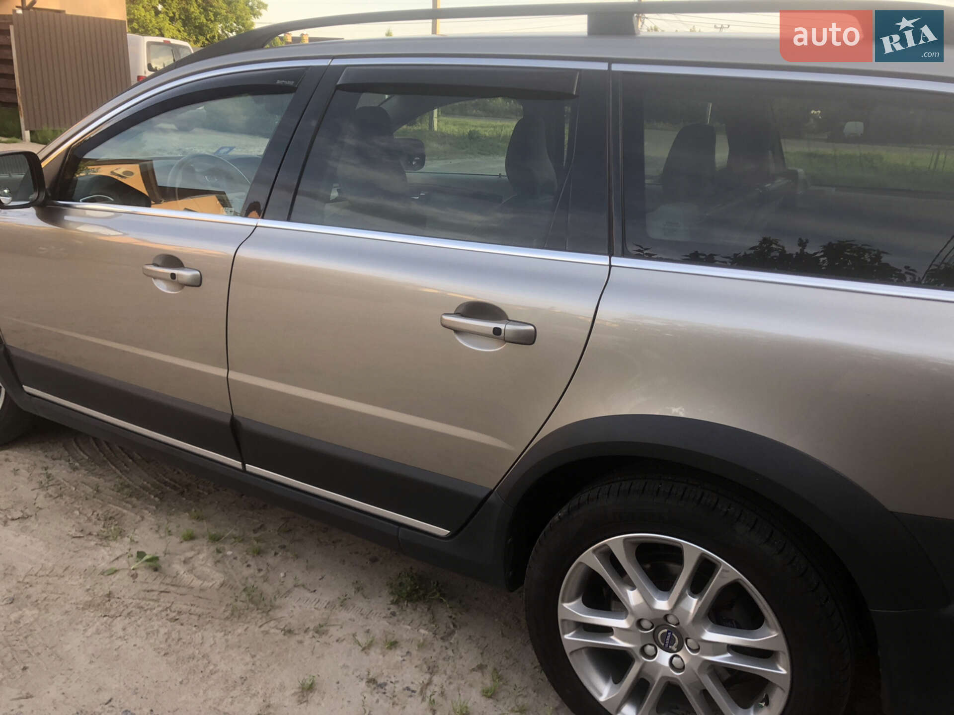 Volvo XC70 2015 VIN YV4612NK0G1250367 фото оголошення 24 з 36
