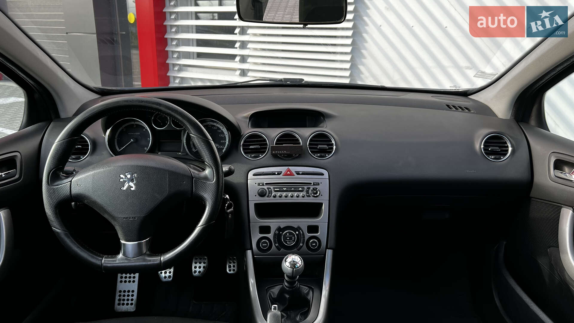 Peugeot 308 2011 VIN VF34HRHF8BS087123 фото оголошення 19 з 40