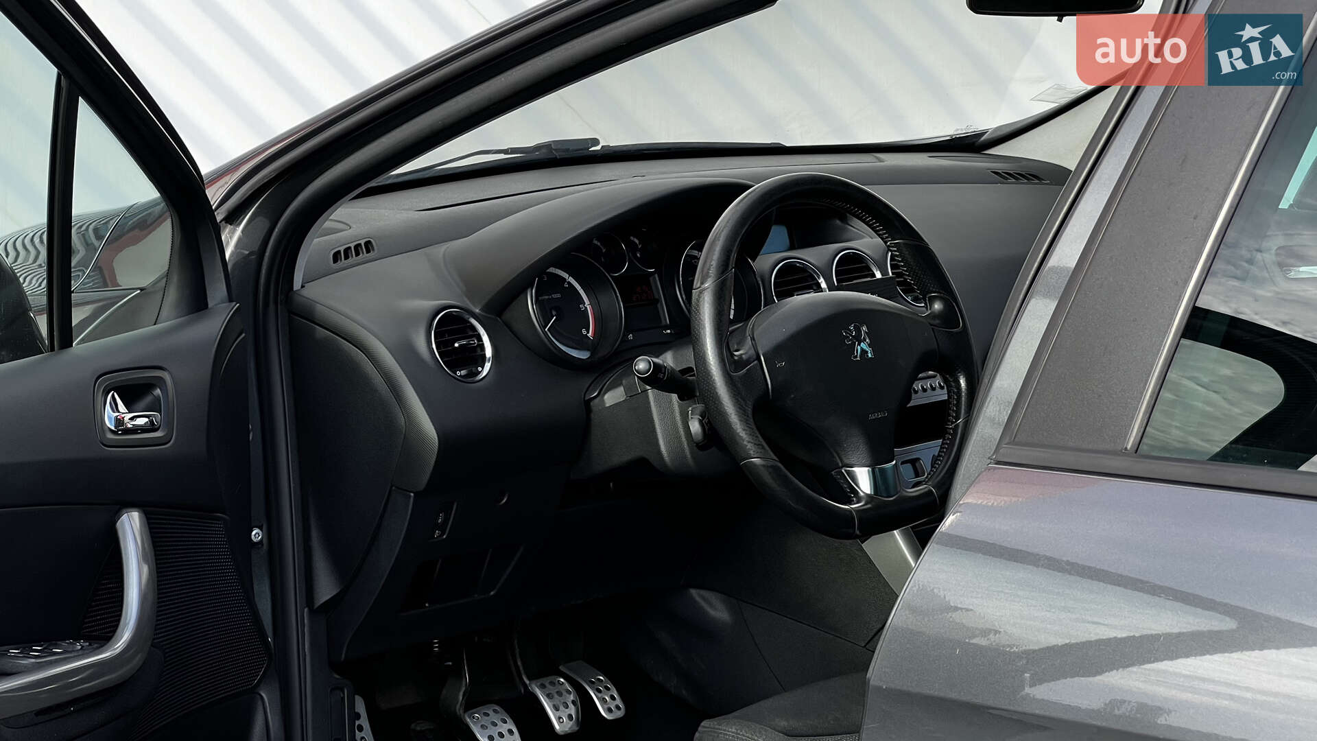 Peugeot 308 2011 VIN VF34HRHF8BS087123 фото оголошення 16 з 40