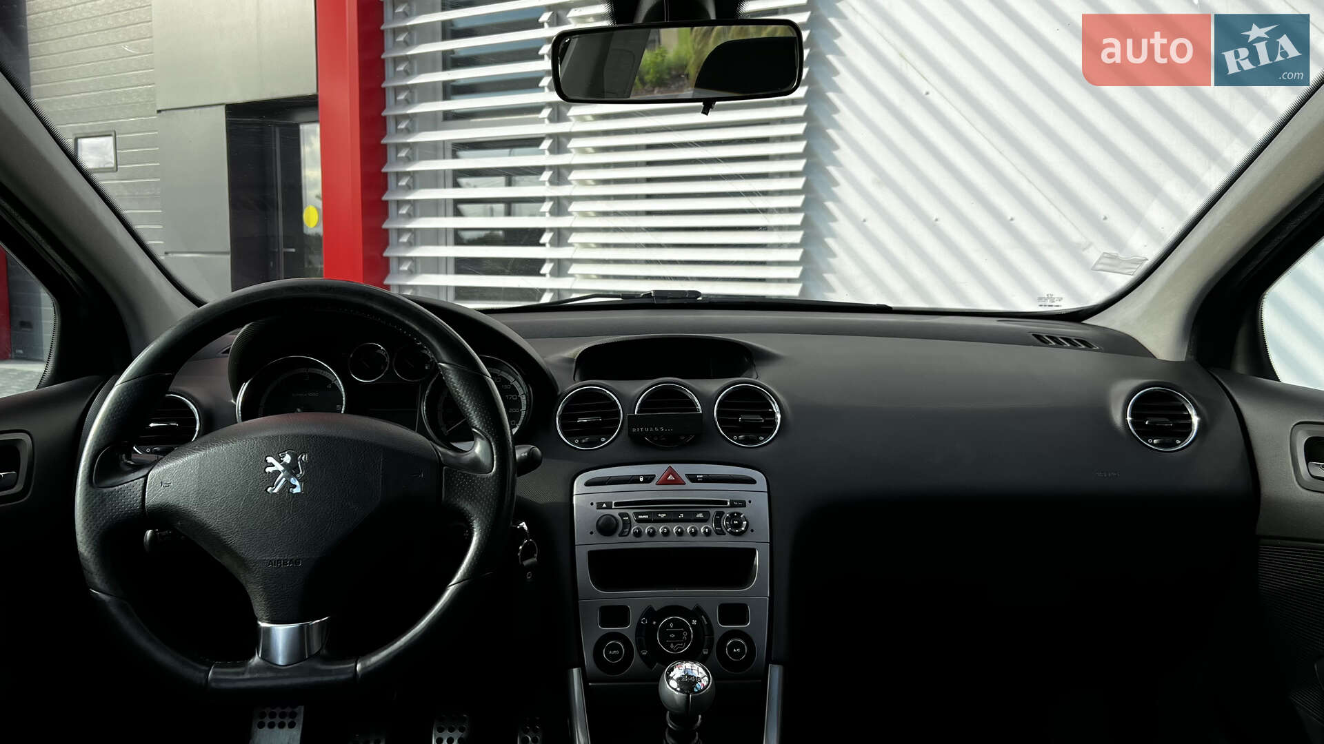 Peugeot 308 2011 VIN VF34HRHF8BS087123 фото оголошення 18 з 40