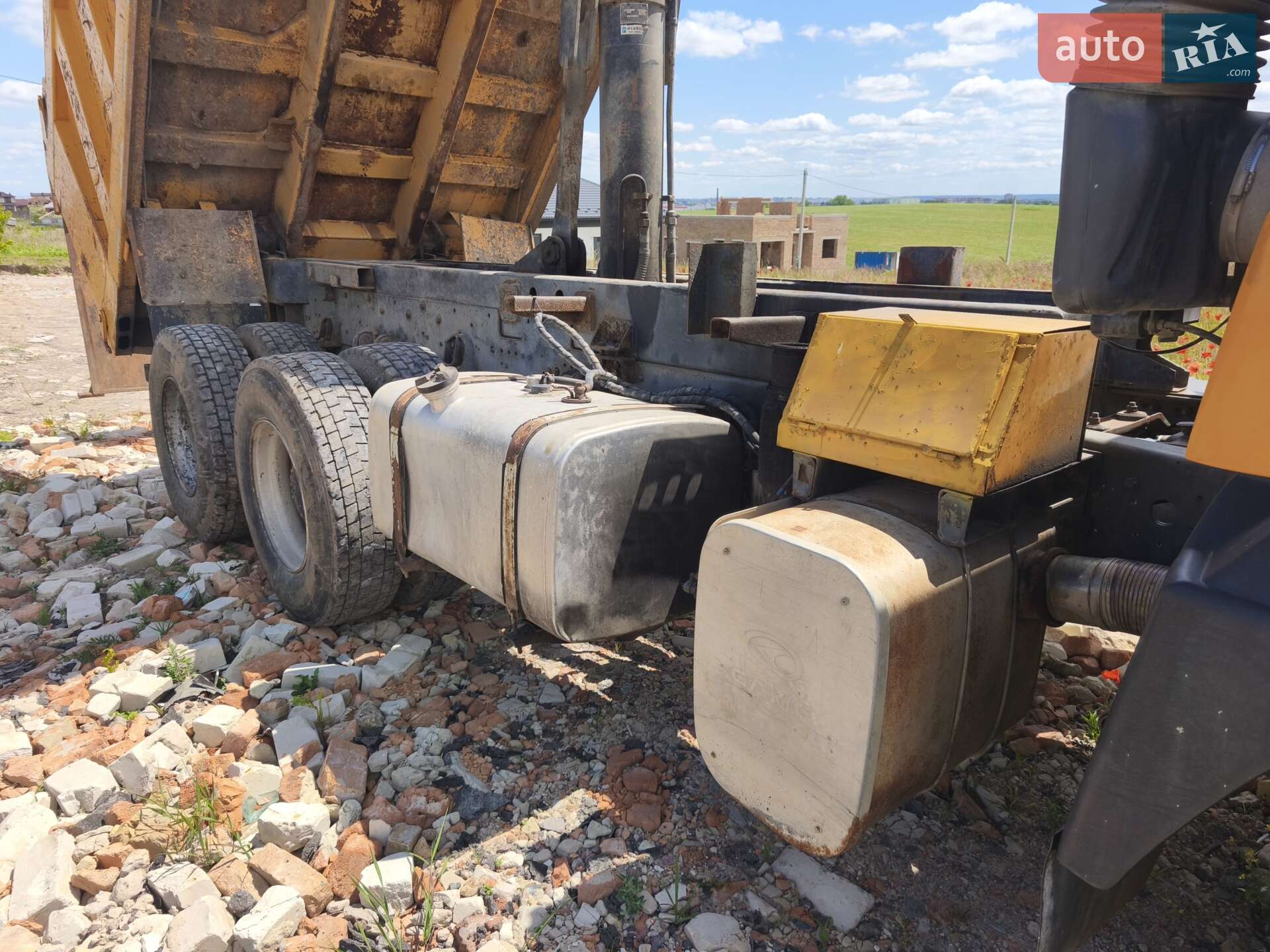 CAMC 3250 2012 VIN LZ5N2CD36CB009740 фото оголошення 3 з 8