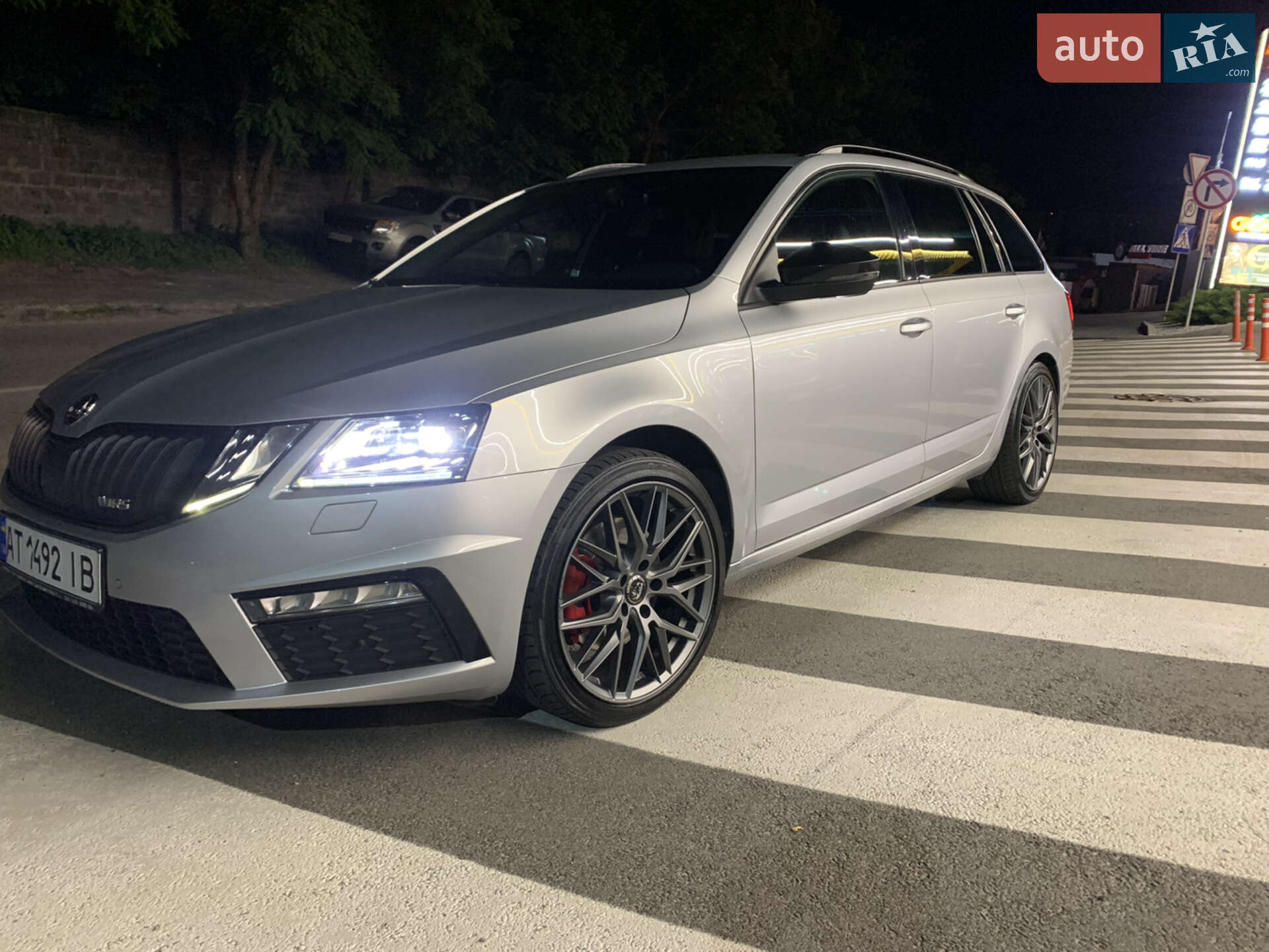 Skoda Octavia 2017 VIN TMBJK7NEXJ0063216 фото оголошення 5 з 18