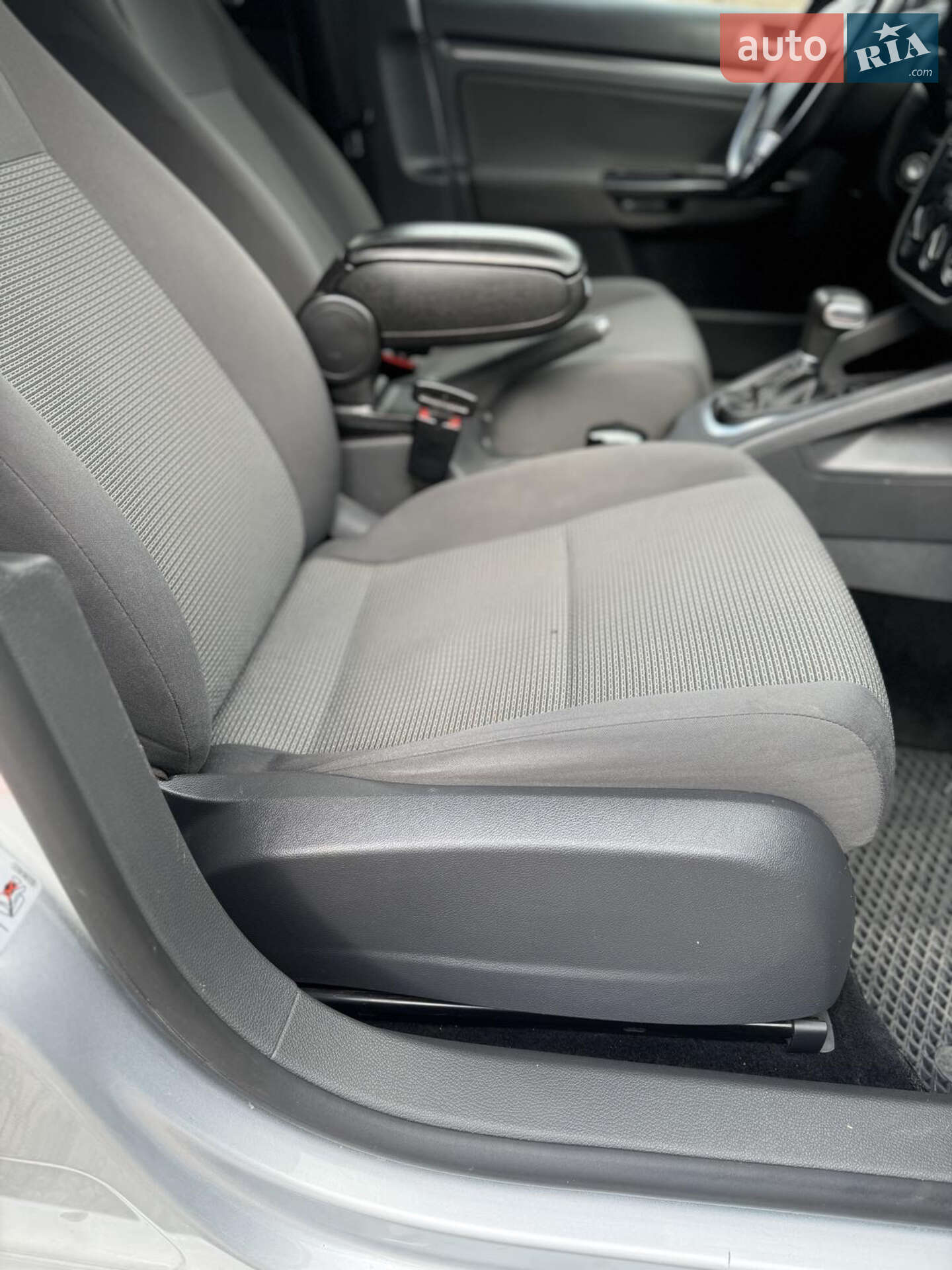 Volkswagen Golf 2008 VIN WVWZZZ1KZ9M291338 фото оголошення 40 з 48