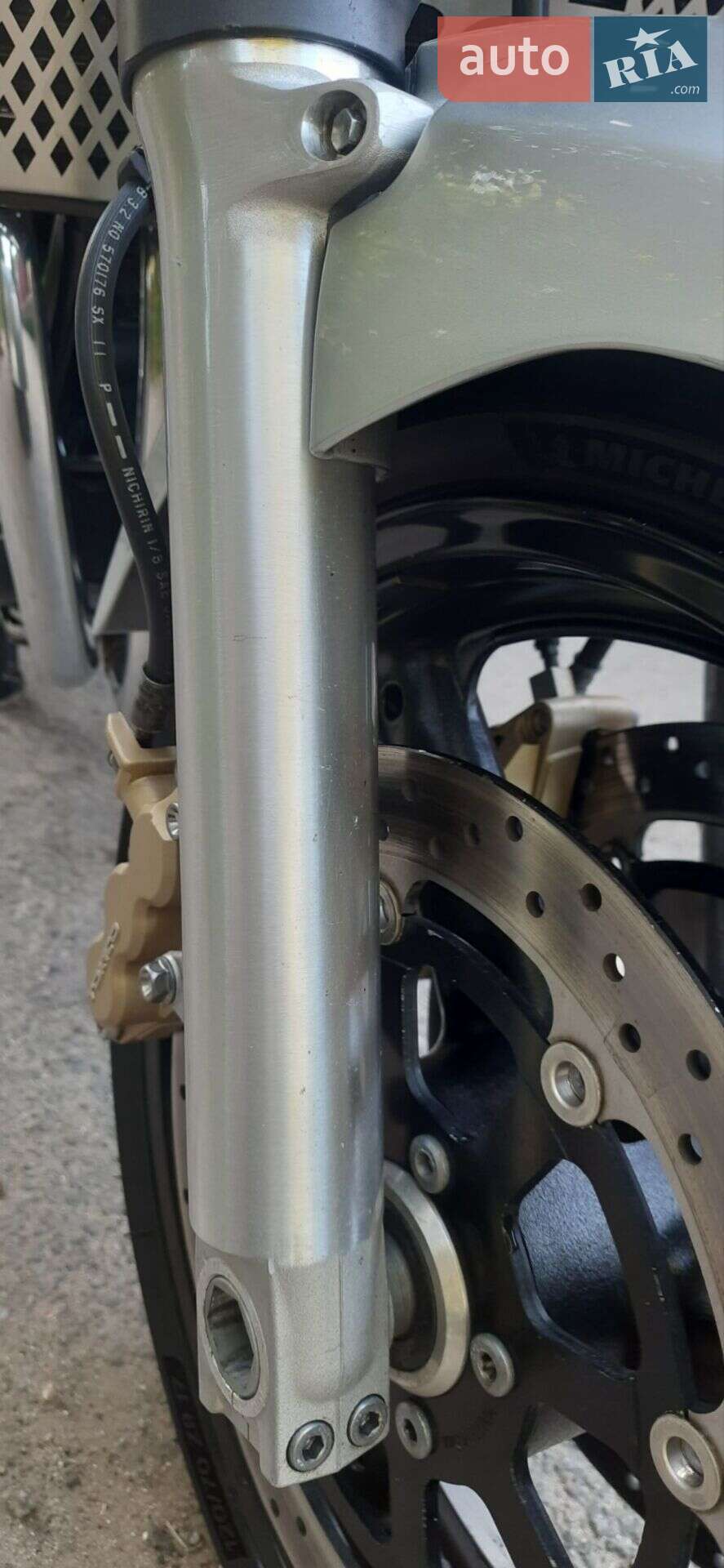 Suzuki GSX 1400 2003 VIN JS1BN111100108631 фото оголошення 14 з 38