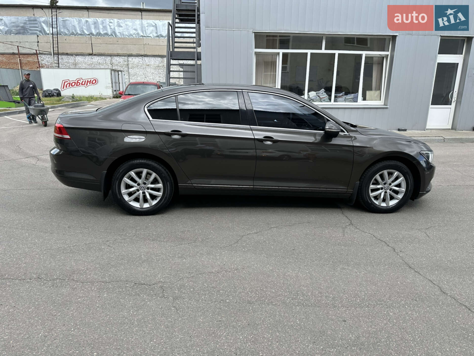 Volkswagen Passat 2018 VIN WVWZZZ3CZJE260257 фото оголошення 7 з 32