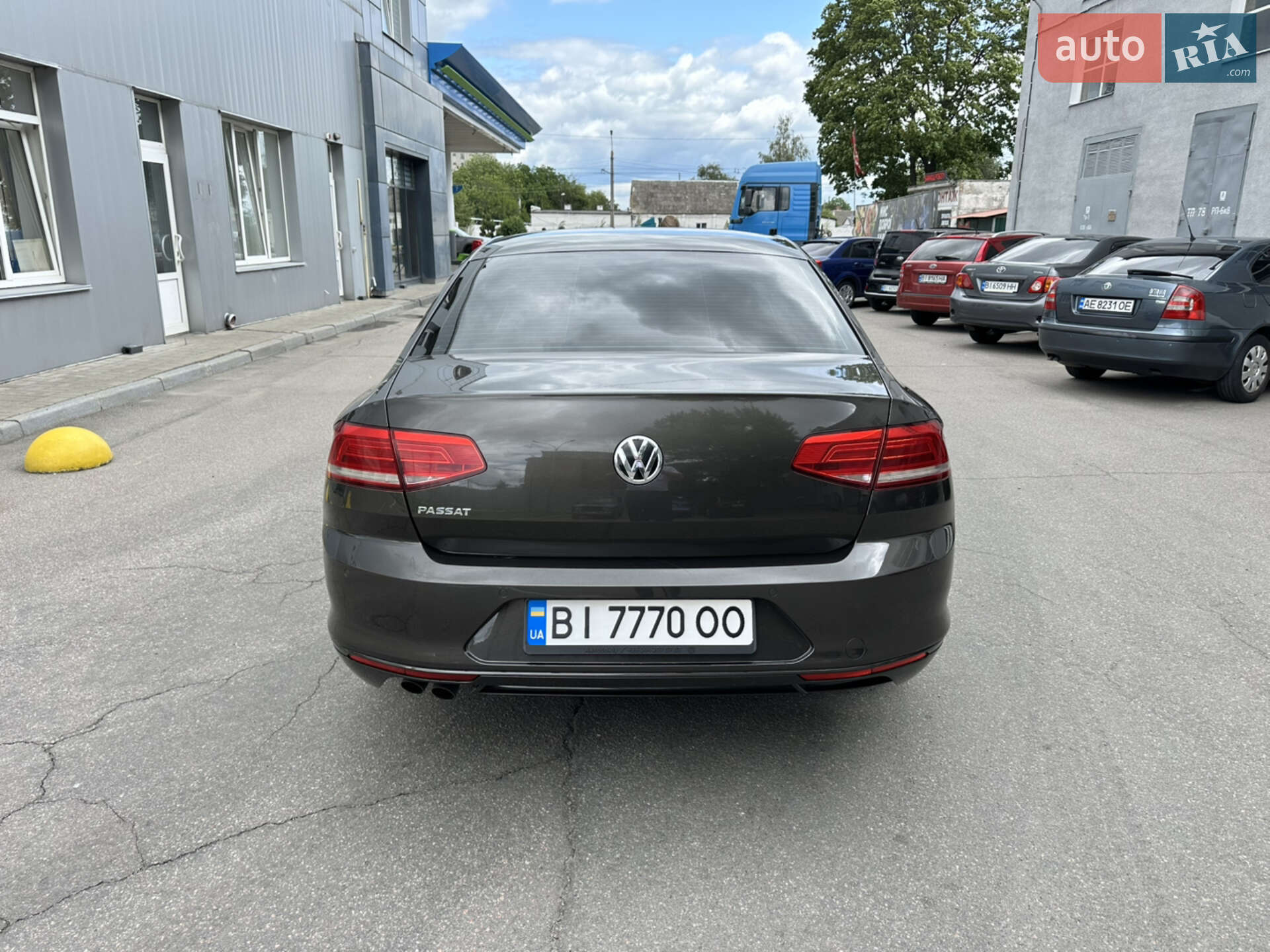 Volkswagen Passat 2018 VIN WVWZZZ3CZJE260257 фото оголошення 8 з 32