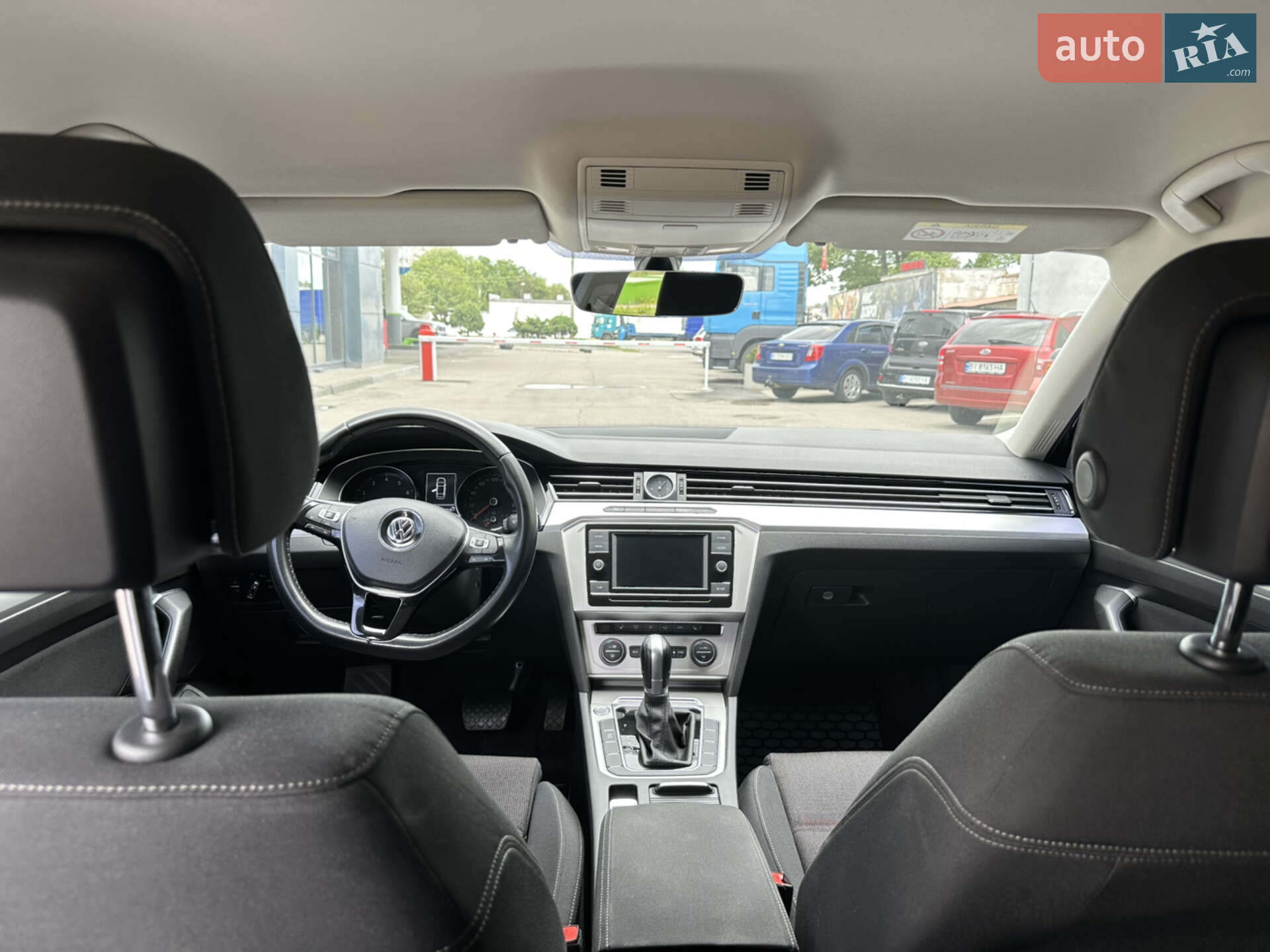 Volkswagen Passat 2018 VIN WVWZZZ3CZJE260257 фото оголошення 15 з 32