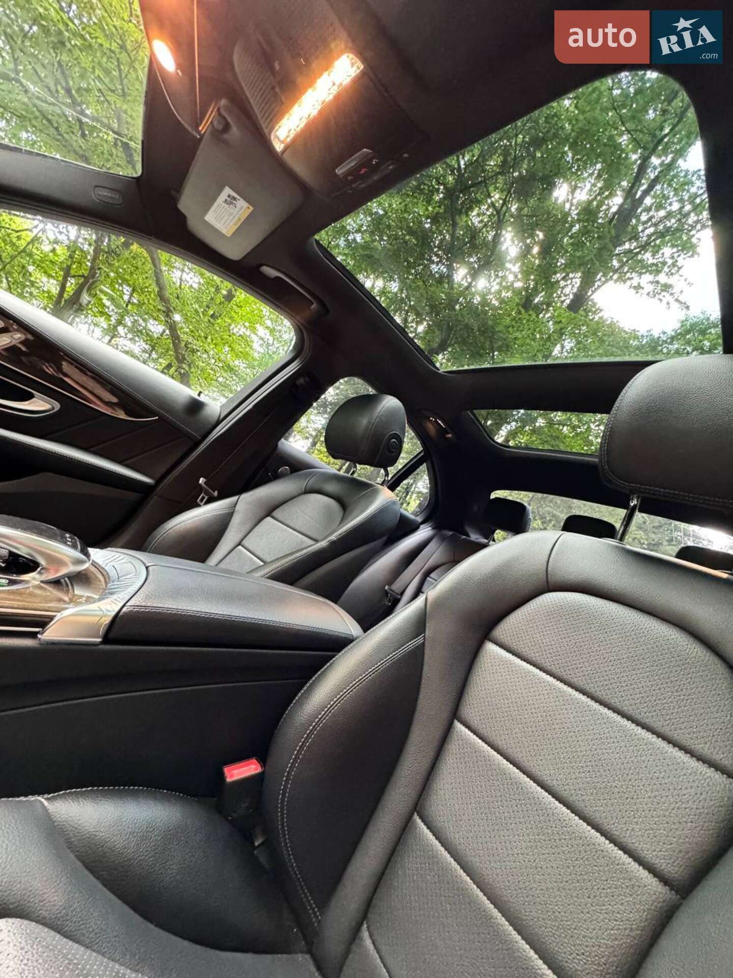 Mercedes-Benz C-Class 2015 VIN 55SWF4JB2FU080376 фото оголошення 20 з 31