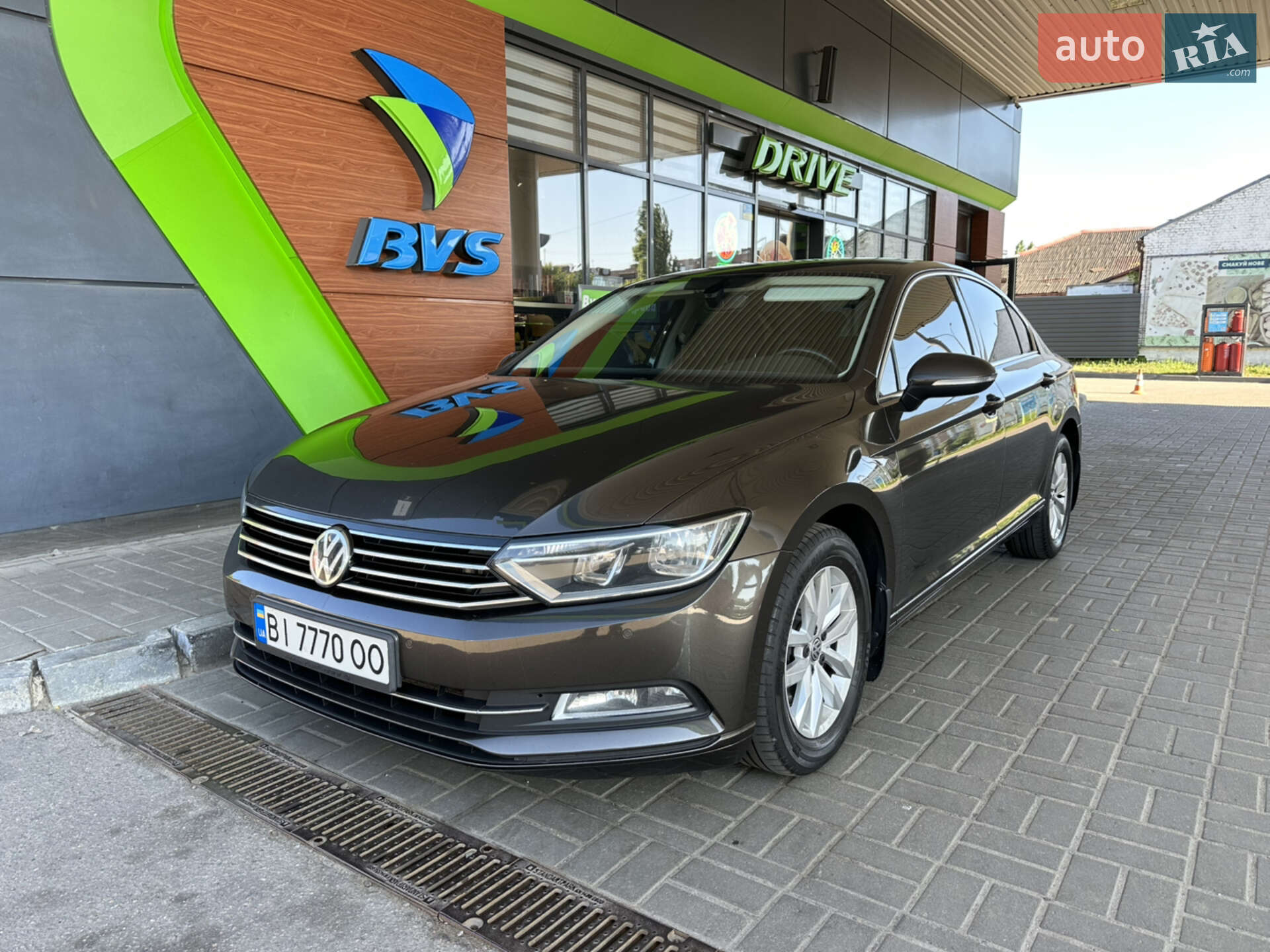 Volkswagen Passat 2018 VIN WVWZZZ3CZJE260257 фото оголошення 32 з 32
