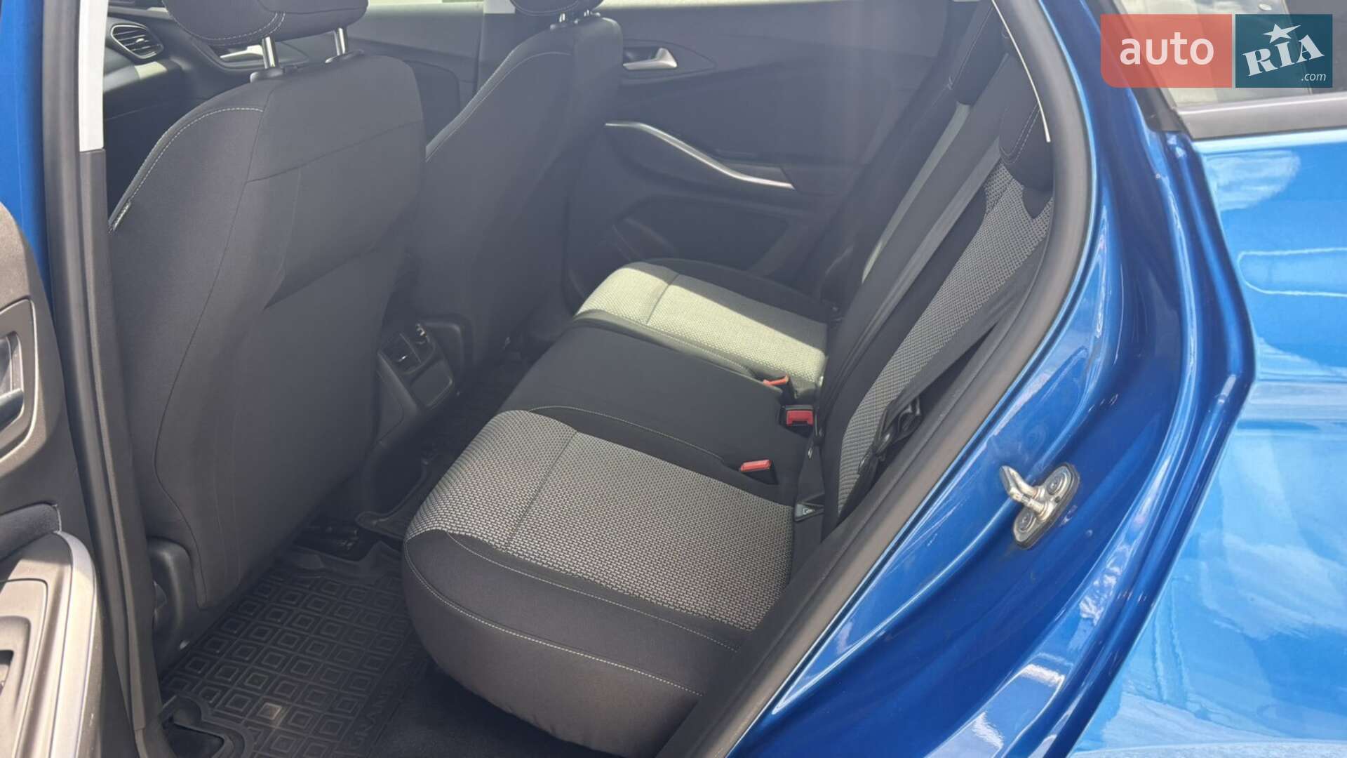 Opel Grandland X 2020 VIN W0VZCYHZXLS089140 фото оголошення 11 з 19