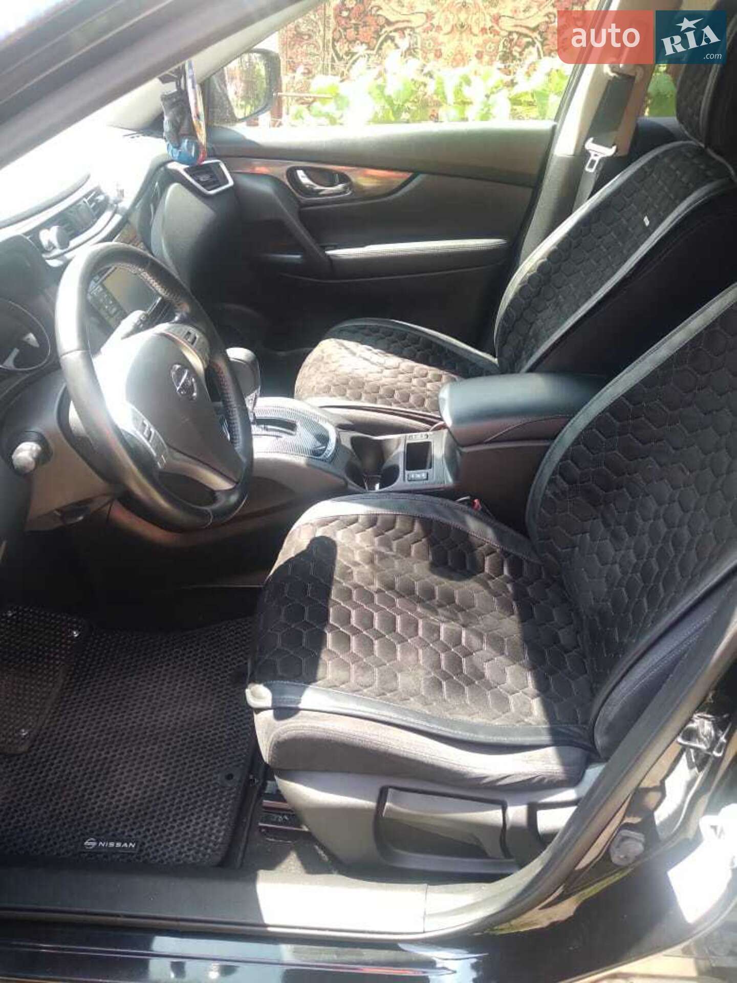 Nissan X-Trail 2017 VIN JN1TCAT32U0051153 фото оголошення 6 з 15
