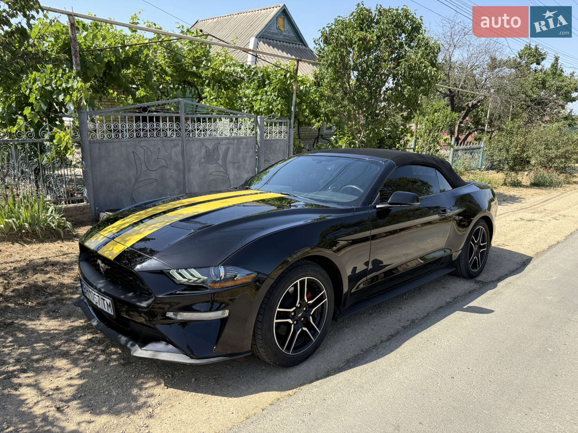 Ford Mustang 2019 VIN 1FATP8UH2L5125960 фото оголошення 6 з 19