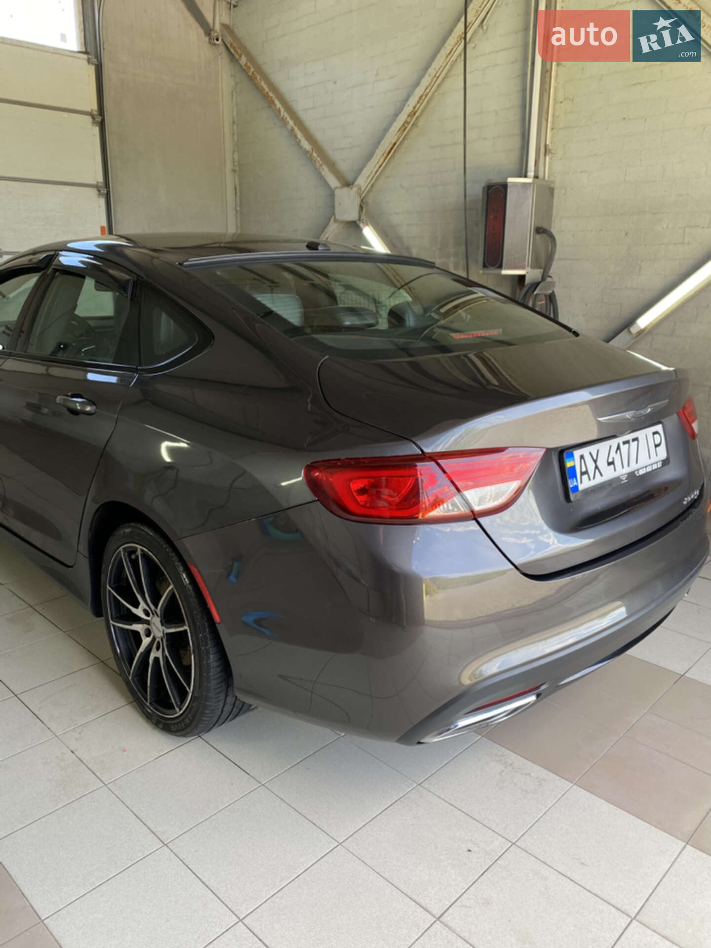 Chrysler 200 2016 VIN 1C3CCCBB0HN500604 фото оголошення 6 з 18