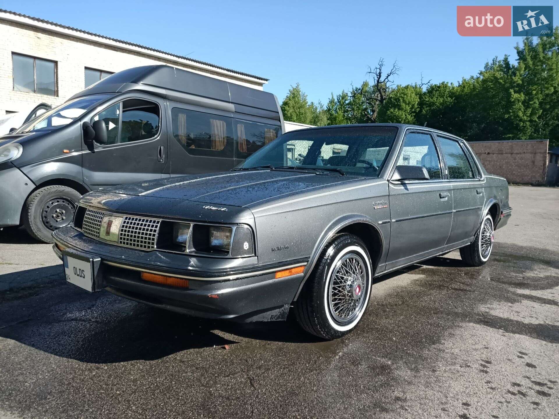 Oldsmobile Cutlass Ciera 1985 VIN 1G3AM1934FD394759 фото оголошення 2 з 9