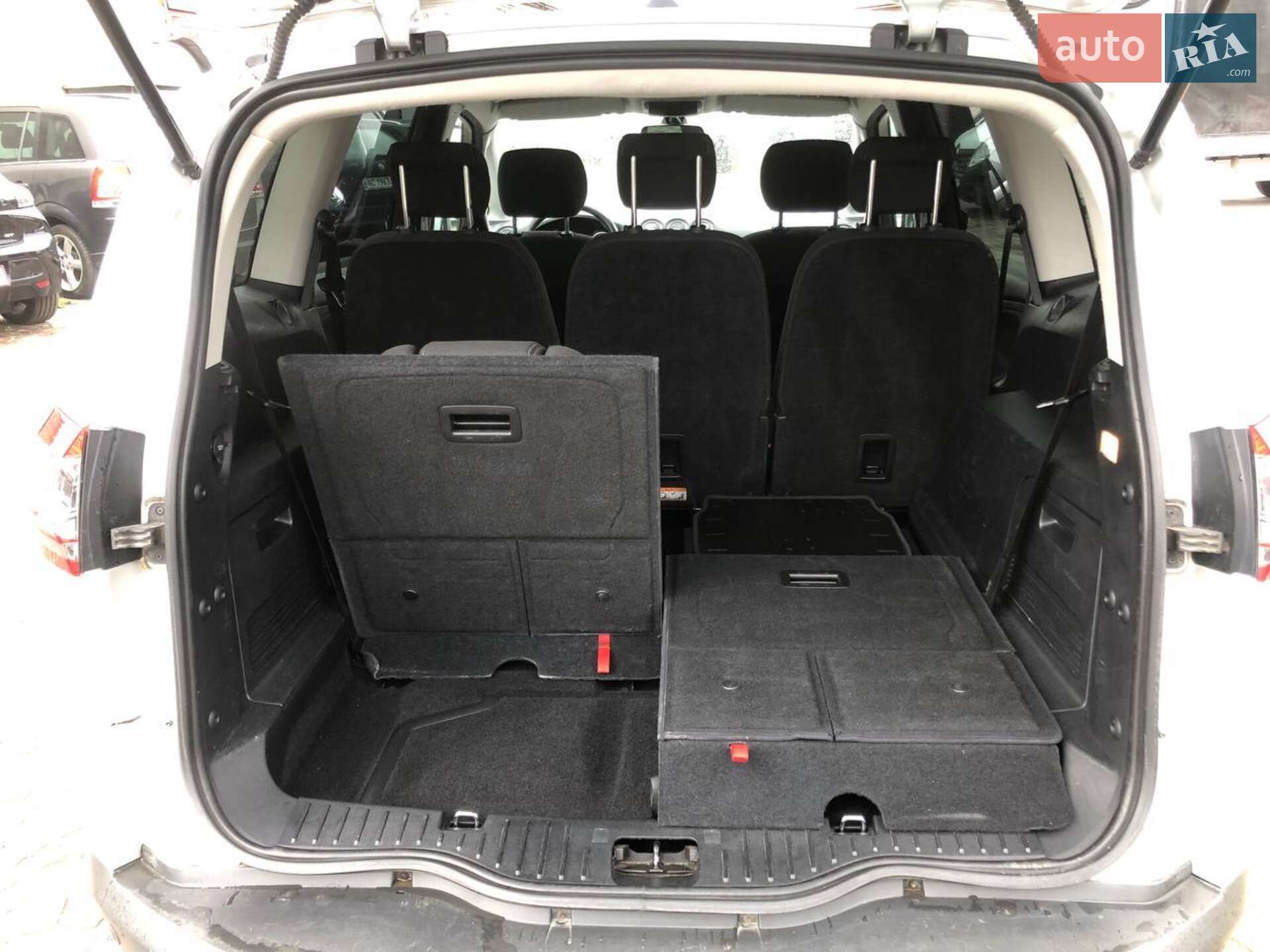 Ford S-Max 2011 VIN WF0SXXGBWSBM14963 фото оголошення 12 з 41
