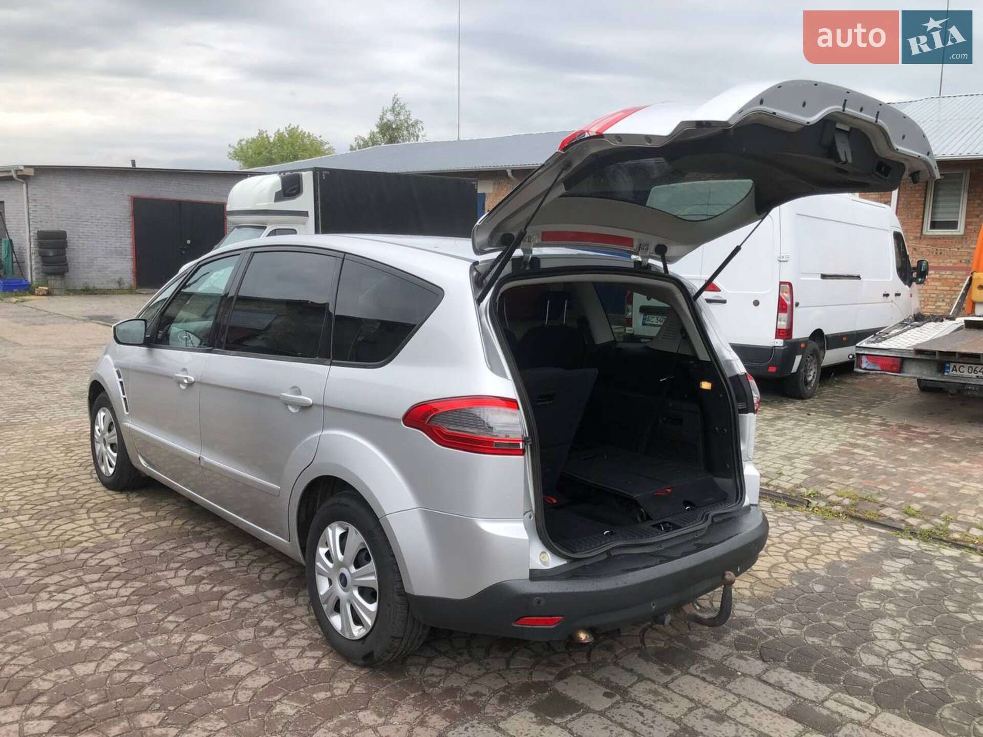 Ford S-Max 2011 VIN WF0SXXGBWSBM14963 фото оголошення 6 з 41