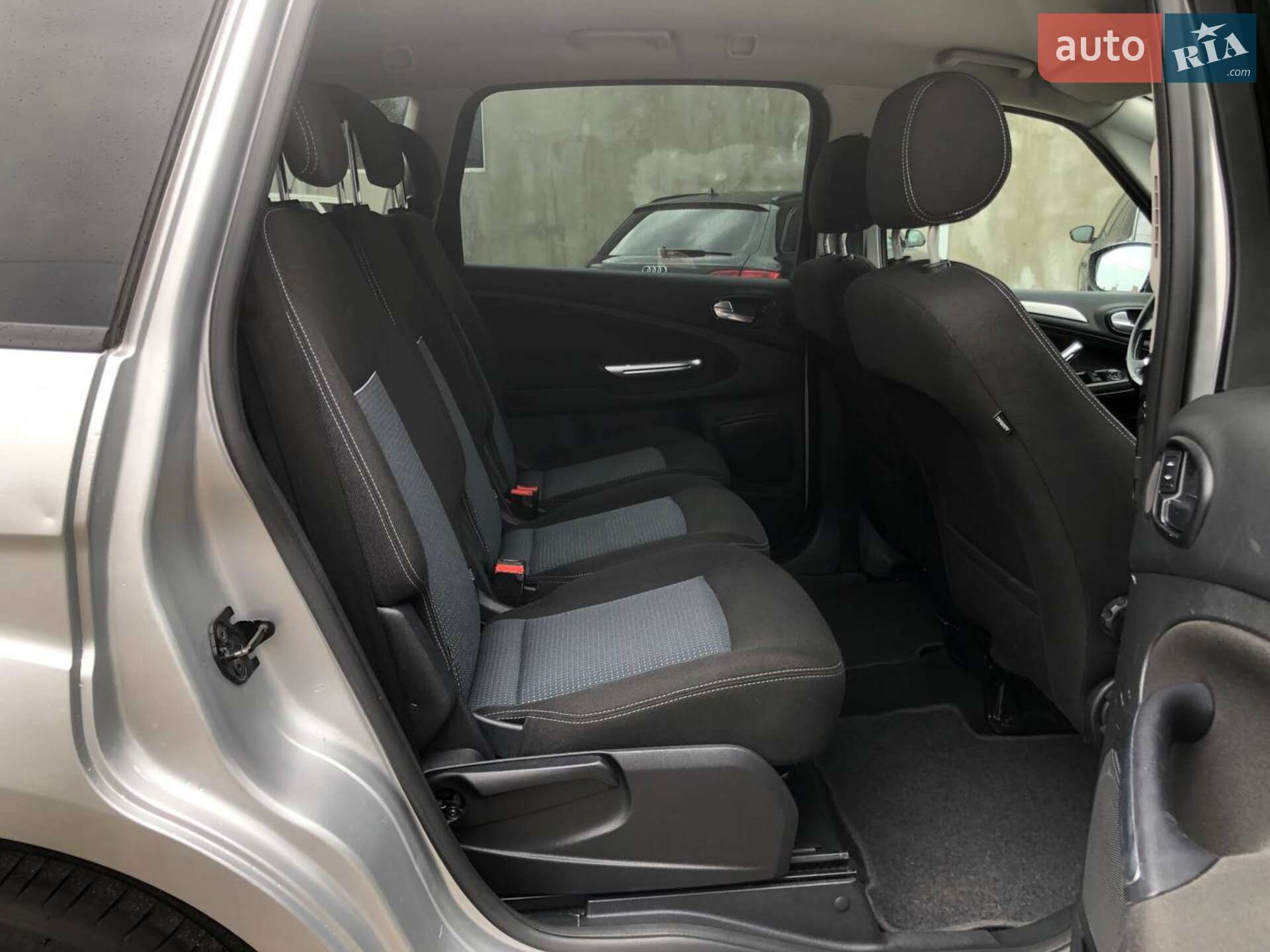 Ford S-Max 2011 VIN WF0SXXGBWSBM14963 фото оголошення 18 з 41
