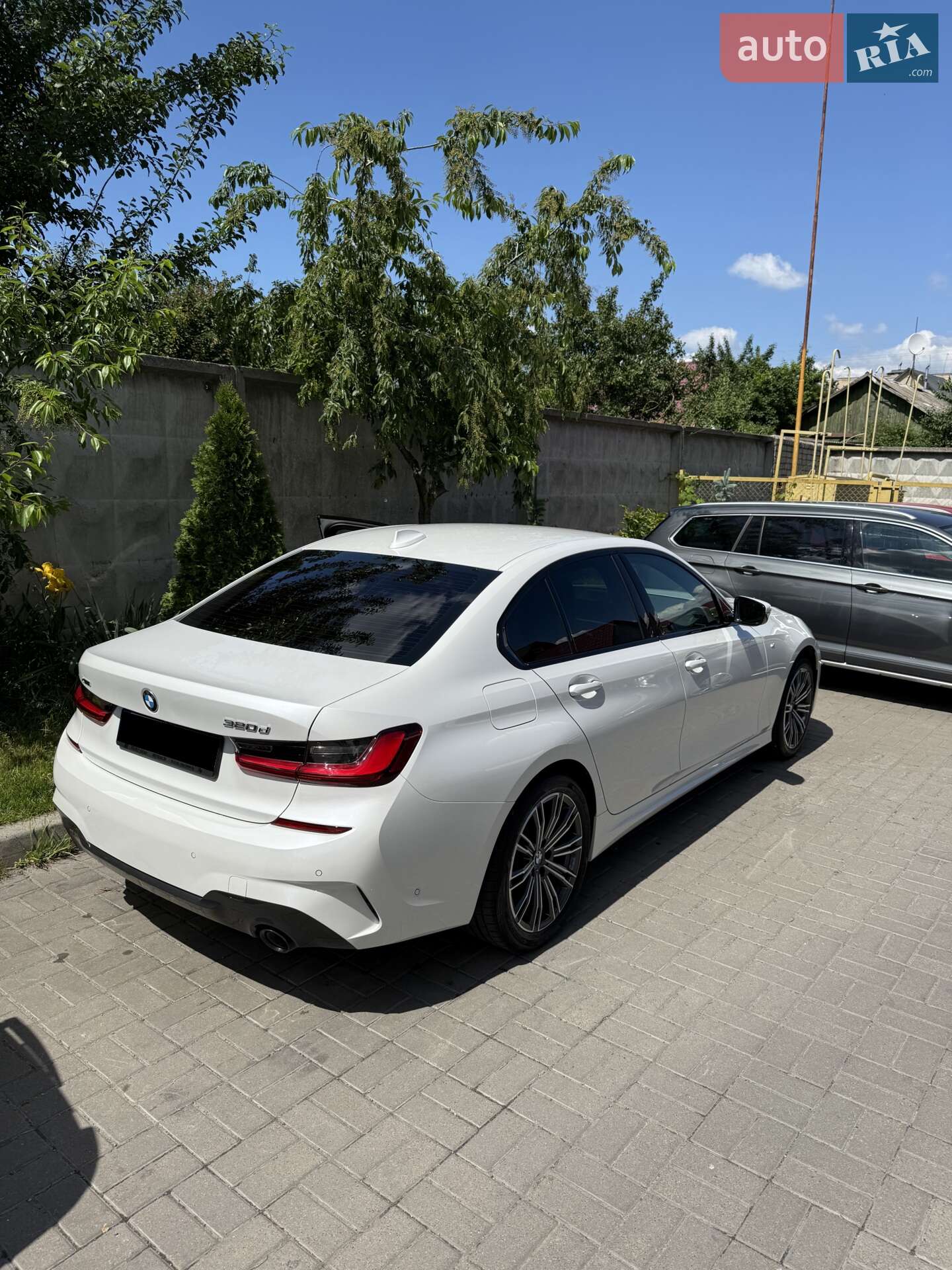 BMW 3 Series 2022 VIN WBA5V780508C54566 фото оголошення 3 з 7