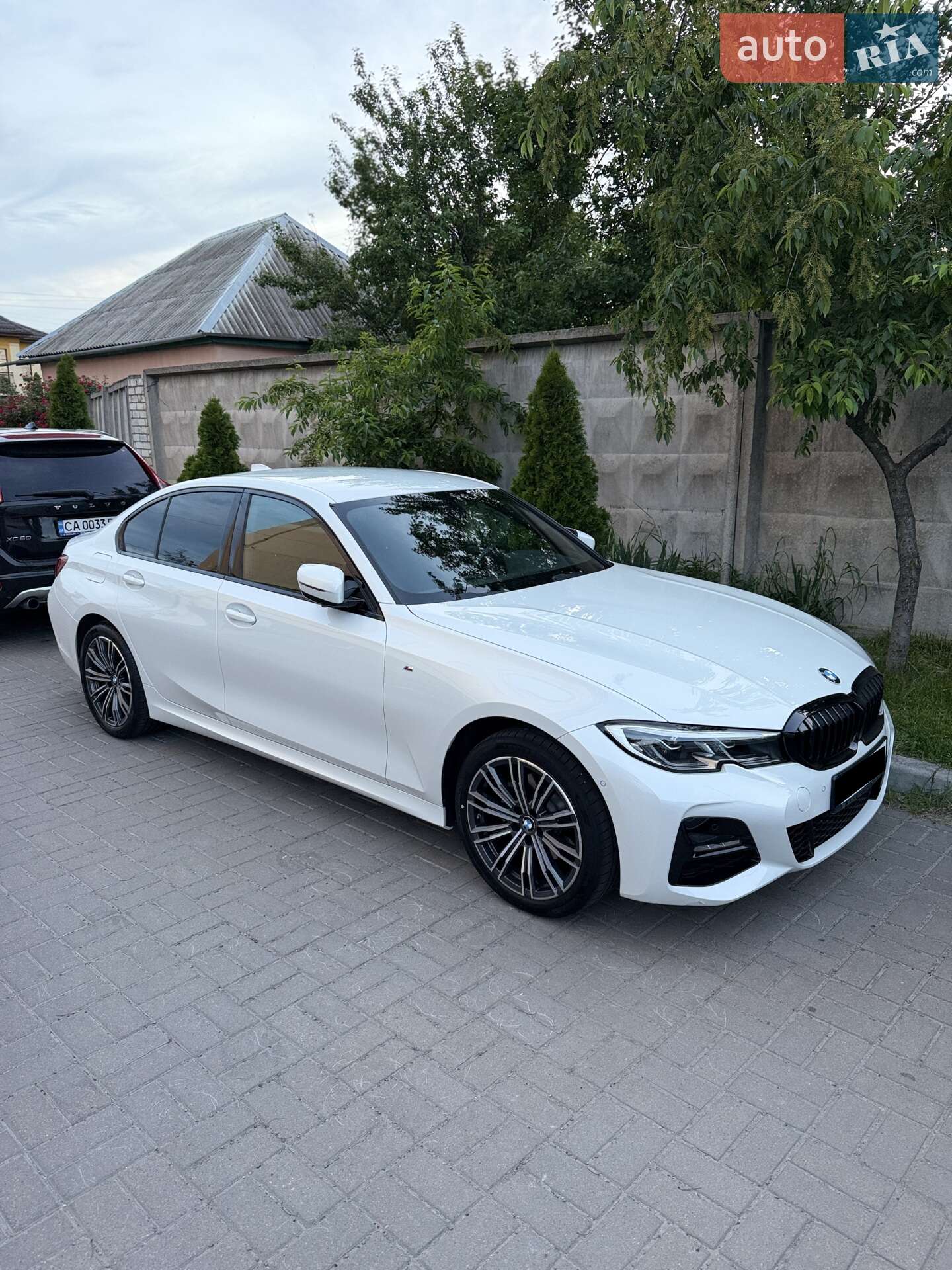 BMW 3 Series 2022 VIN WBA5V780508C54566 фото оголошення 2 з 7
