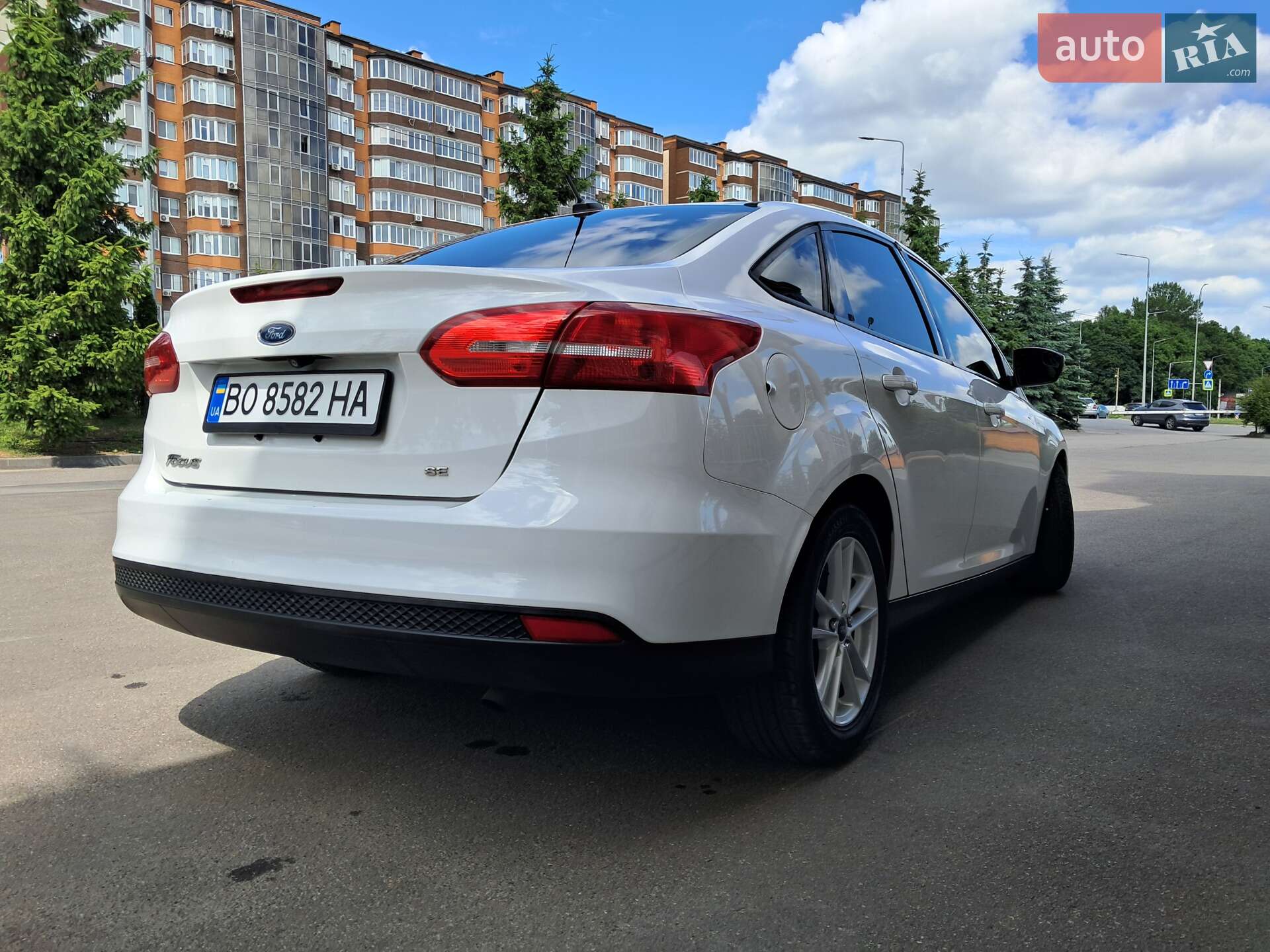 Ford Focus 2017 VIN 1FADP3F23HL216710 фото оголошення 5 з 125