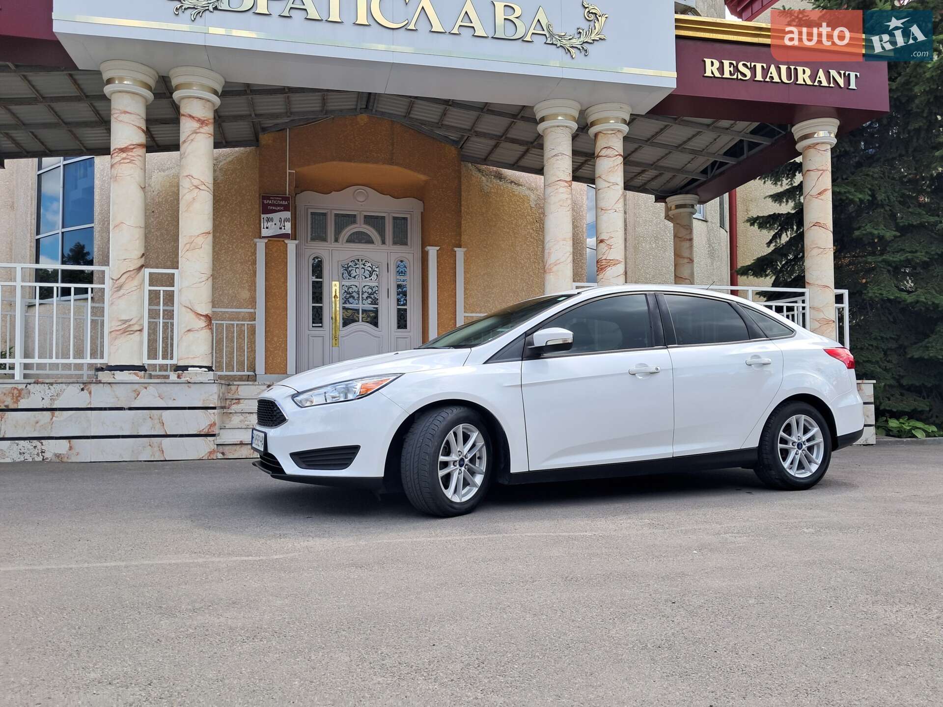 Ford Focus 2017 VIN 1FADP3F23HL216710 фото оголошення 16 з 125