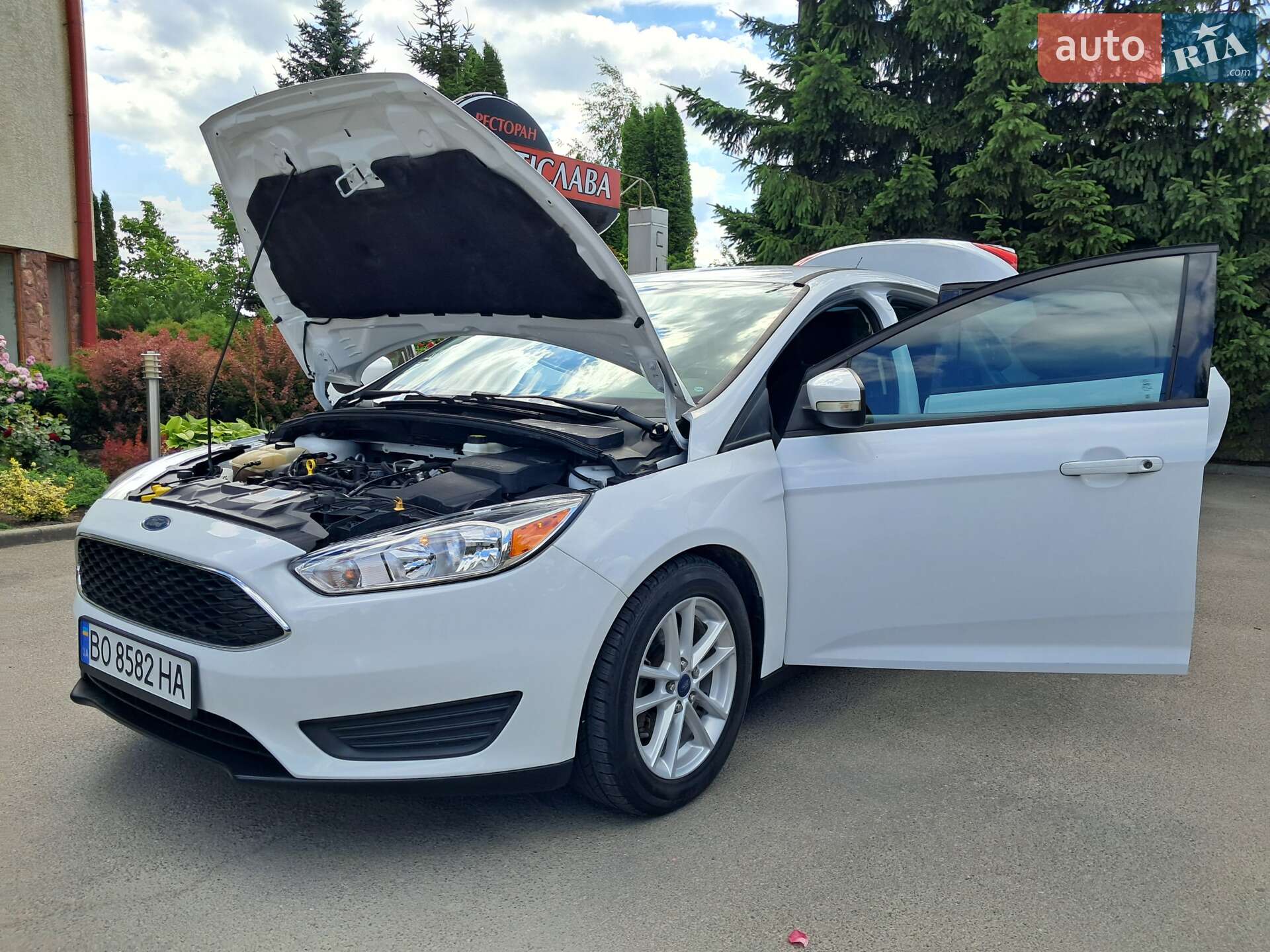 Ford Focus 2017 VIN 1FADP3F23HL216710 фото оголошення 19 з 125