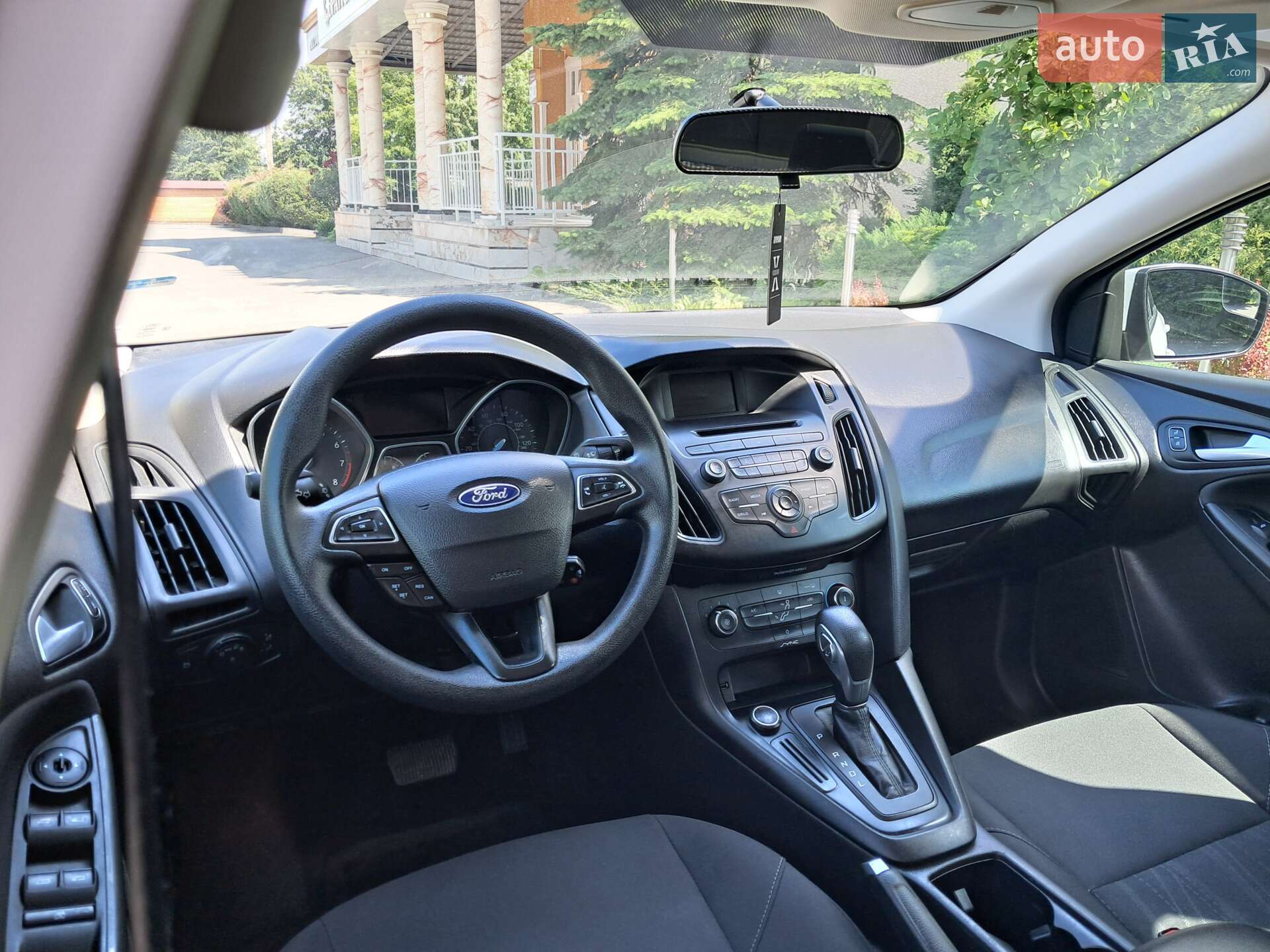 Ford Focus 2017 VIN 1FADP3F23HL216710 фото оголошення 47 з 125