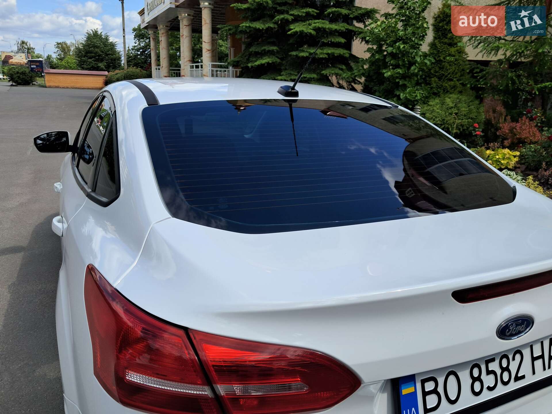 Ford Focus 2017 VIN 1FADP3F23HL216710 фото оголошення 94 з 125