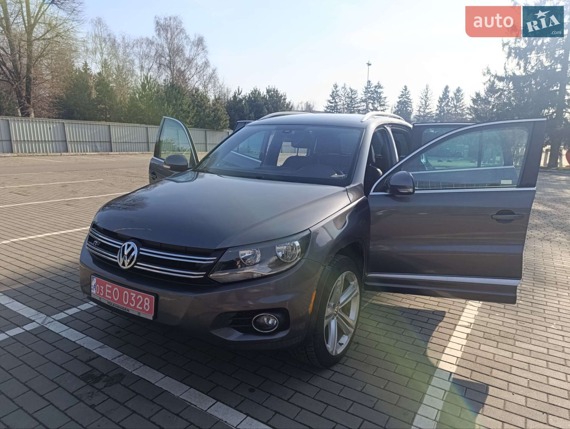 Volkswagen Tiguan 2016 VIN WVGAV7AXXGW087354 фото оголошення 20 з 27
