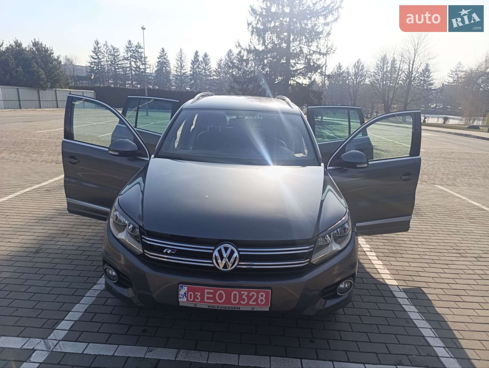 Volkswagen Tiguan 2016 VIN WVGAV7AXXGW087354 фото оголошення 21 з 27