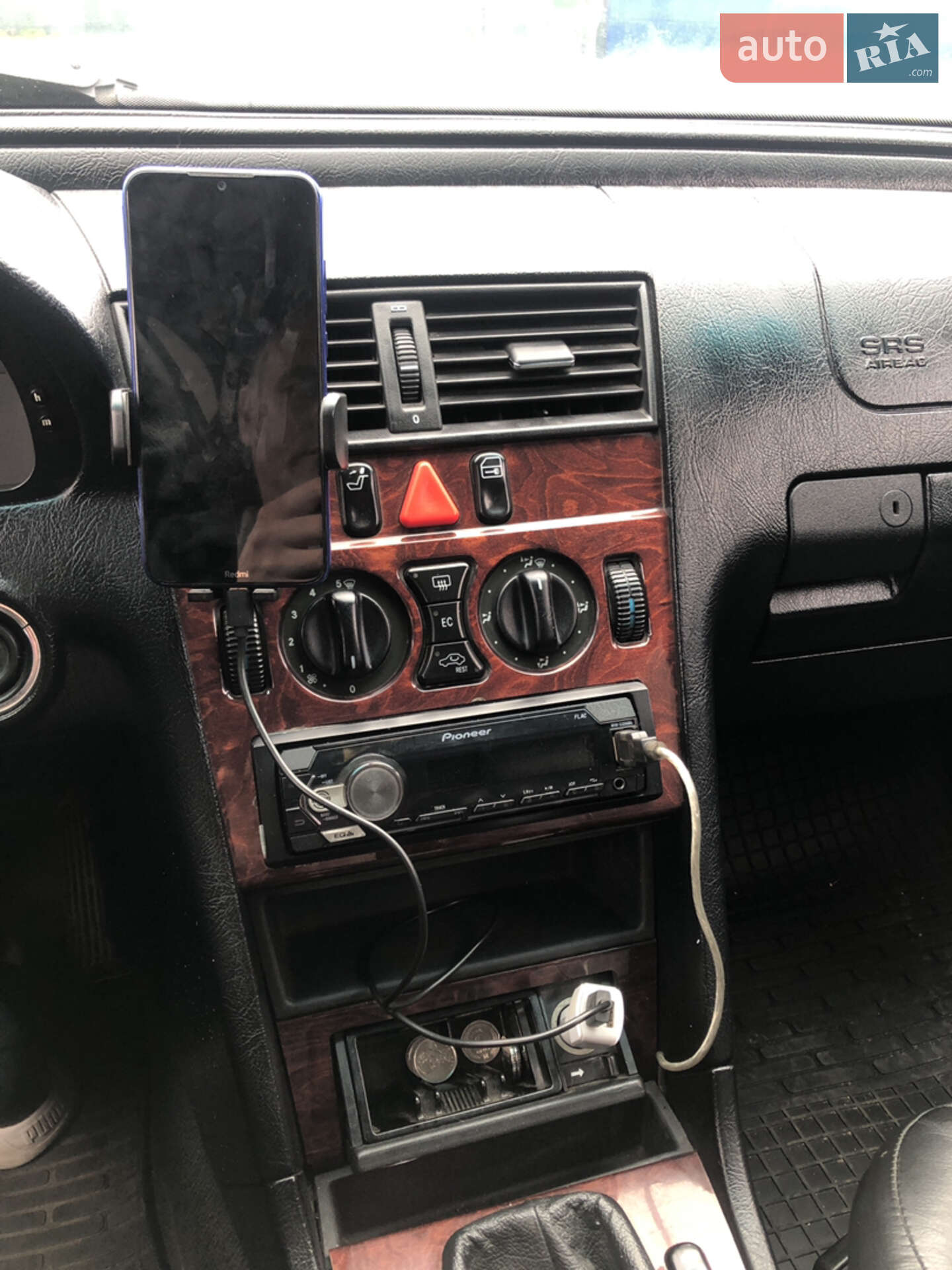 Mercedes-Benz C-Class 1998 VIN WDB2020181A610376 фото оголошення 4 з 6