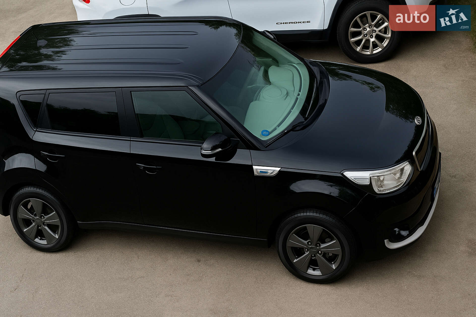 Kia Soul 2015 VIN KNAJX81EFG7010771 фото оголошення 2 з 16