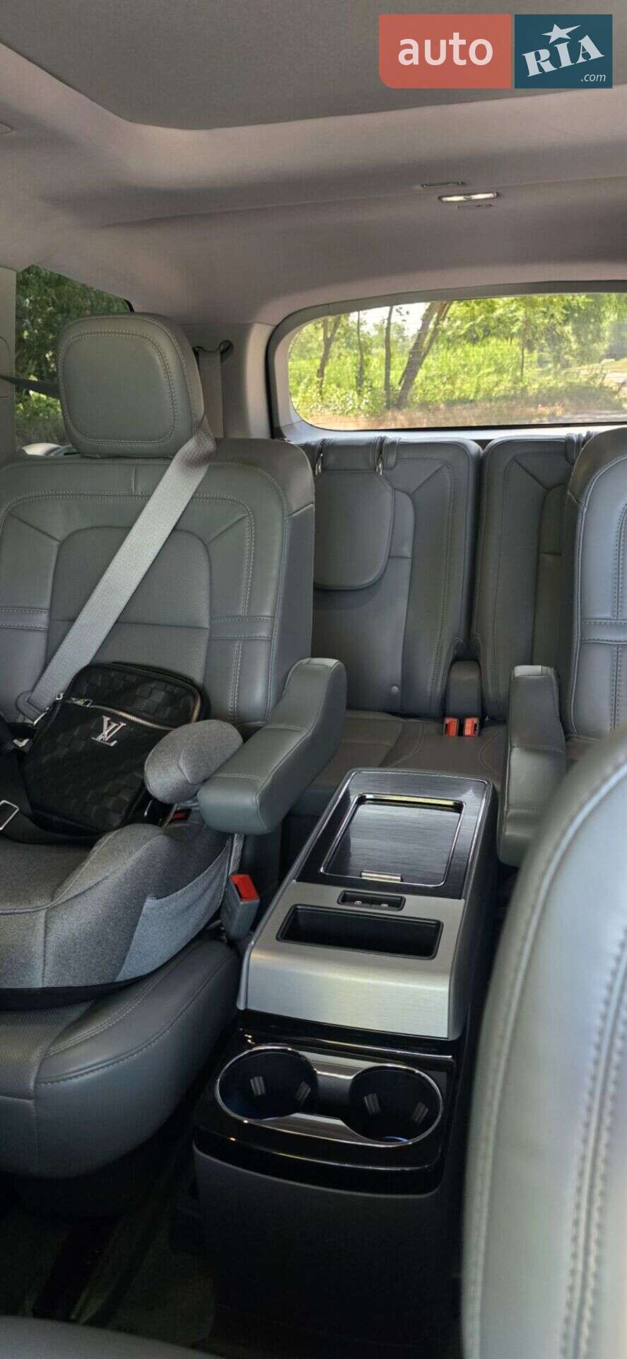 Lincoln Aviator 2020 VIN 5LM5J7XC6MGL01793 фото оголошення 53 з 158