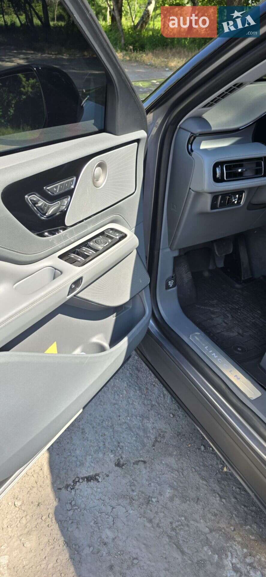 Lincoln Aviator 2020 VIN 5LM5J7XC6MGL01793 фото оголошення 75 з 158