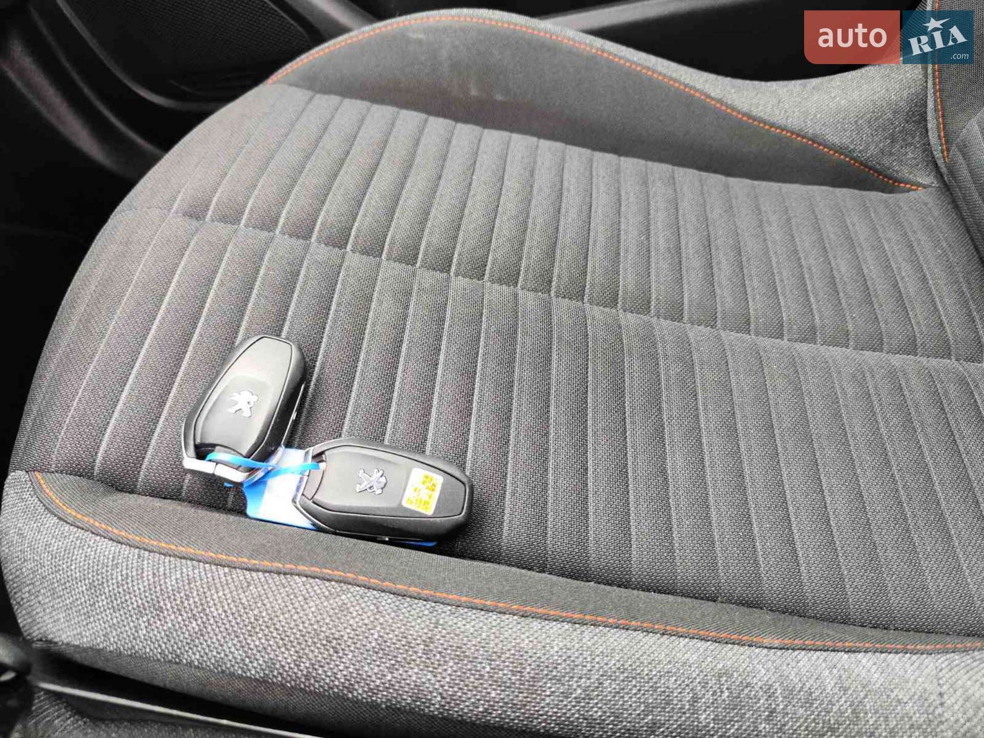 Peugeot e-2008 2020 VIN VR3UKZKXZLJ820065 фото оголошення 27 з 42