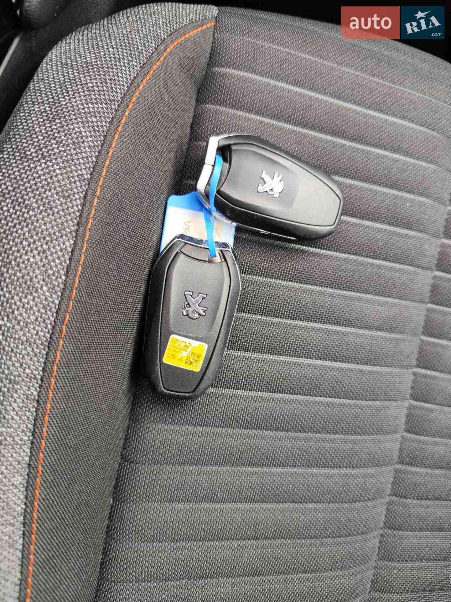 Peugeot e-2008 2020 VIN VR3UKZKXZLJ820065 фото оголошення 29 з 42