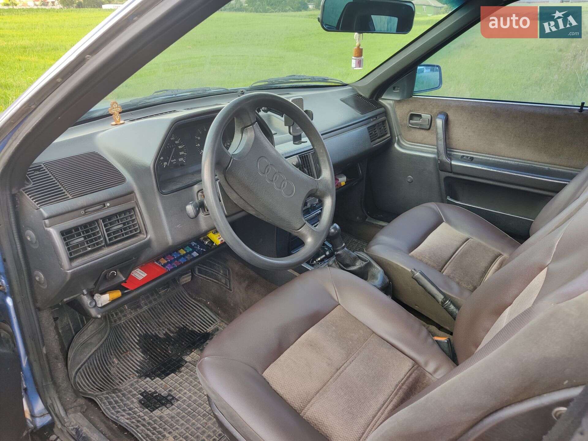 Audi 100 1985 VIN WAUZZZ44ZFA077897 фото оголошення 14 з 14