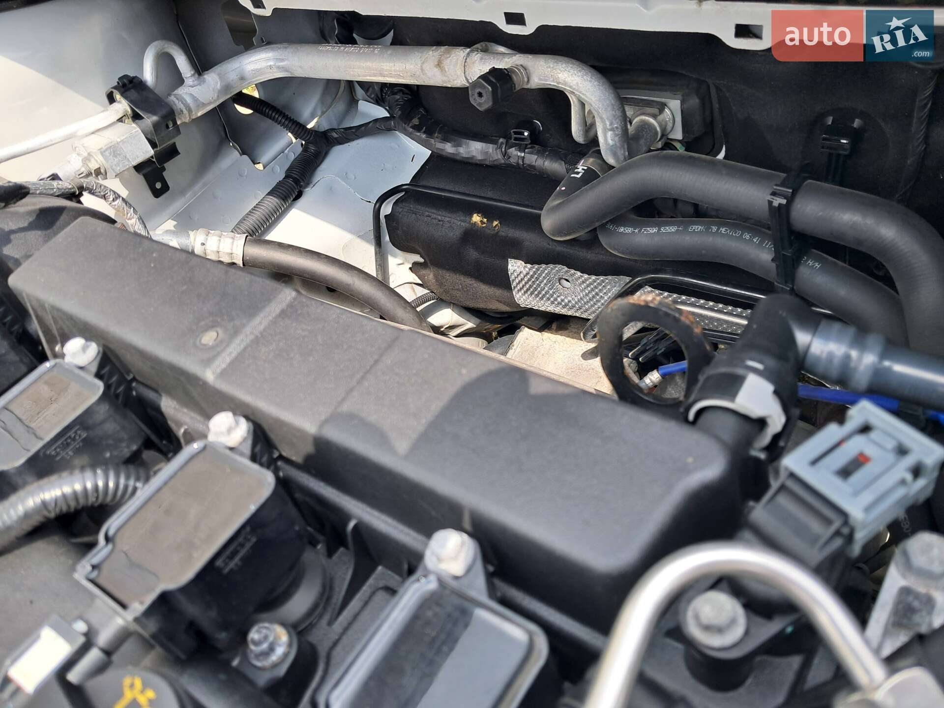 Ford Focus 2017 VIN 1FADP3F23HL216710 фото оголошення 29 з 145
