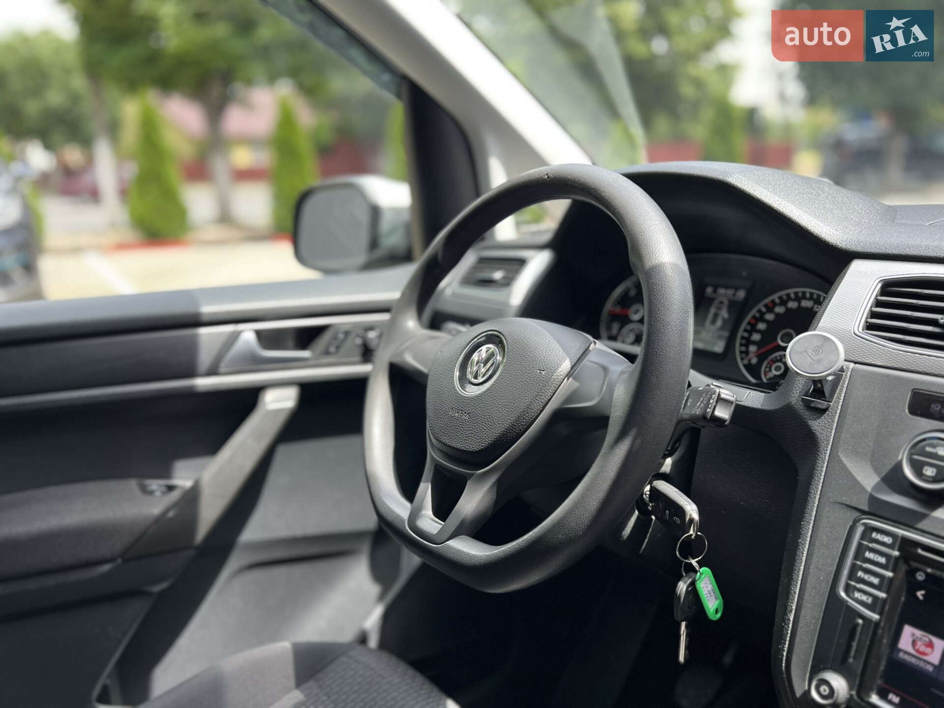 Volkswagen Caddy 2017 VIN WV2ZZZ2KZHX093145 фото оголошення 26 з 31