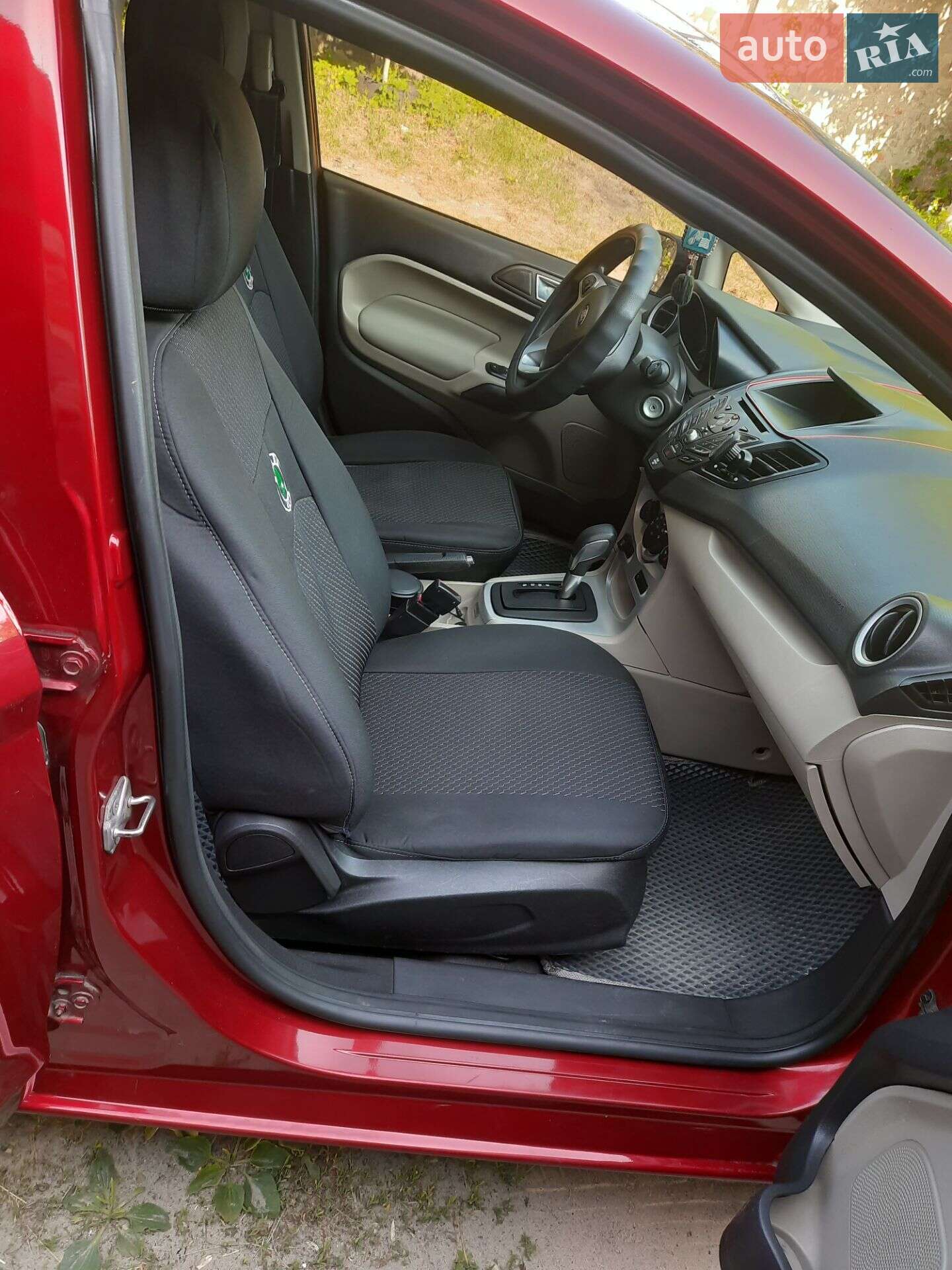 Ford Fiesta 2013 VIN 3FADP4BJ6EM150683 фото оголошення 9 з 9