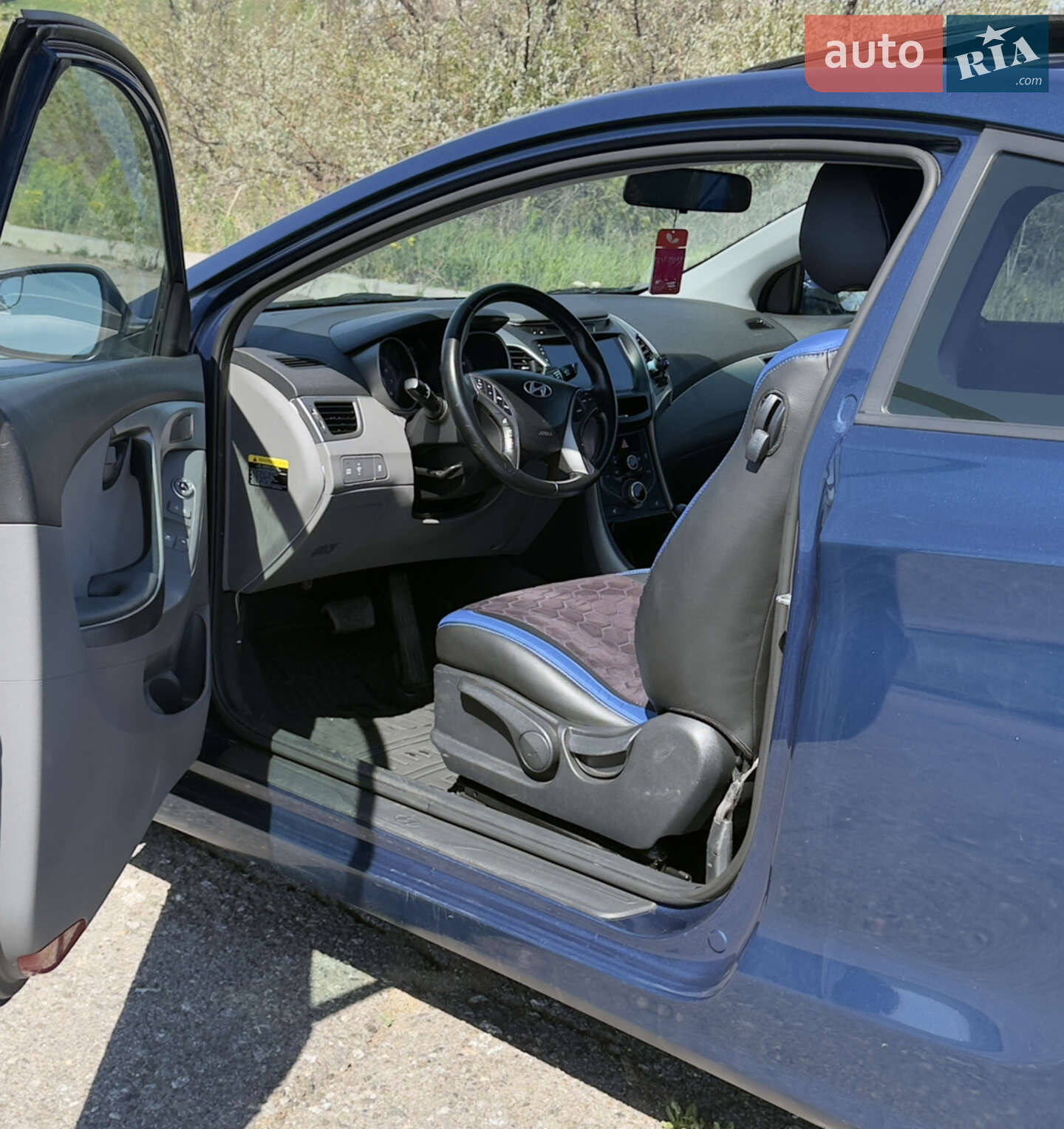 Hyundai Elantra 2014 VIN KMHDH6AH5EU028552 фото оголошення 9 з 10