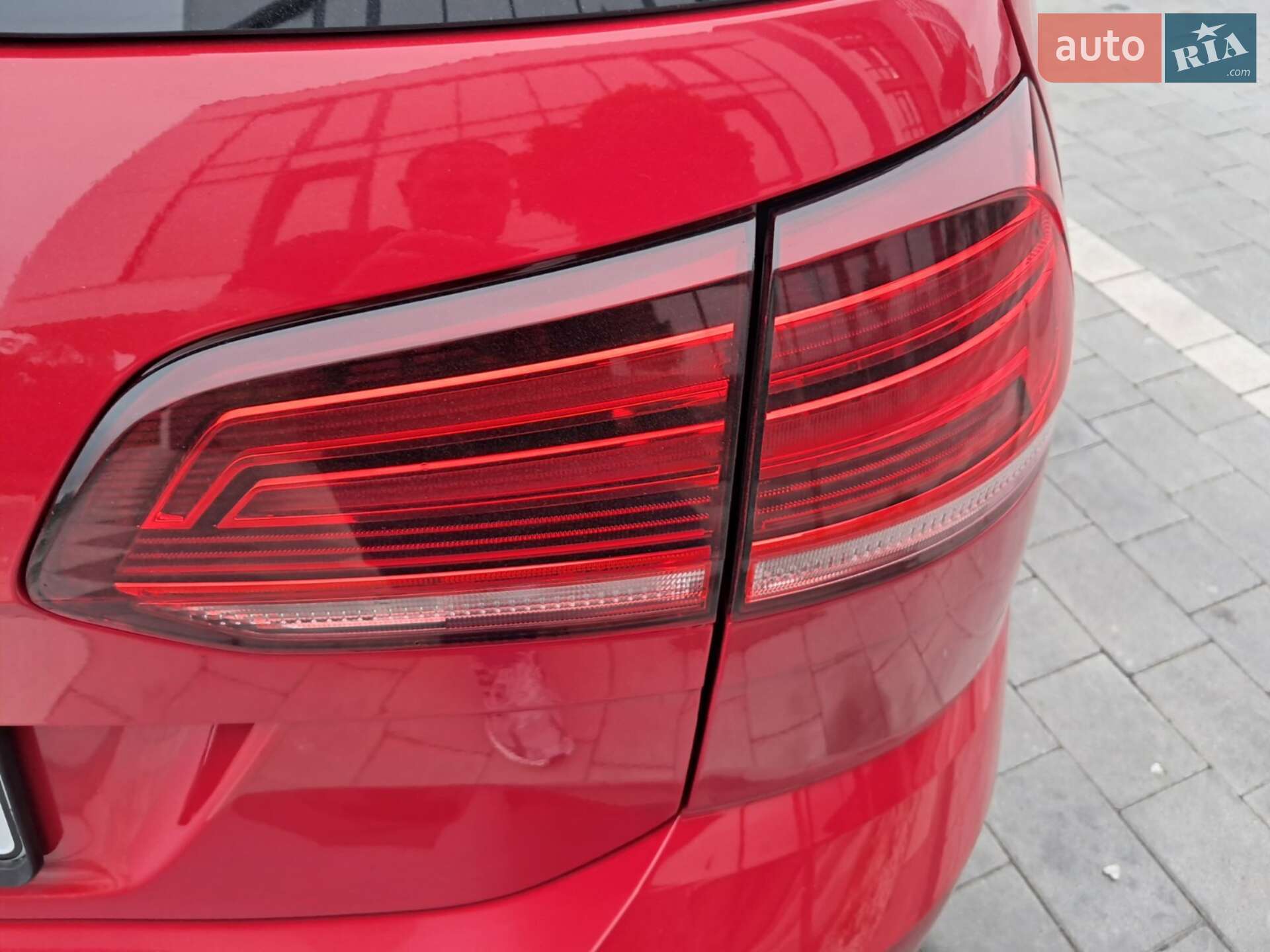 Volkswagen Golf 2019 VIN WVWZZZAUZKP569957 фото оголошення 14 з 37