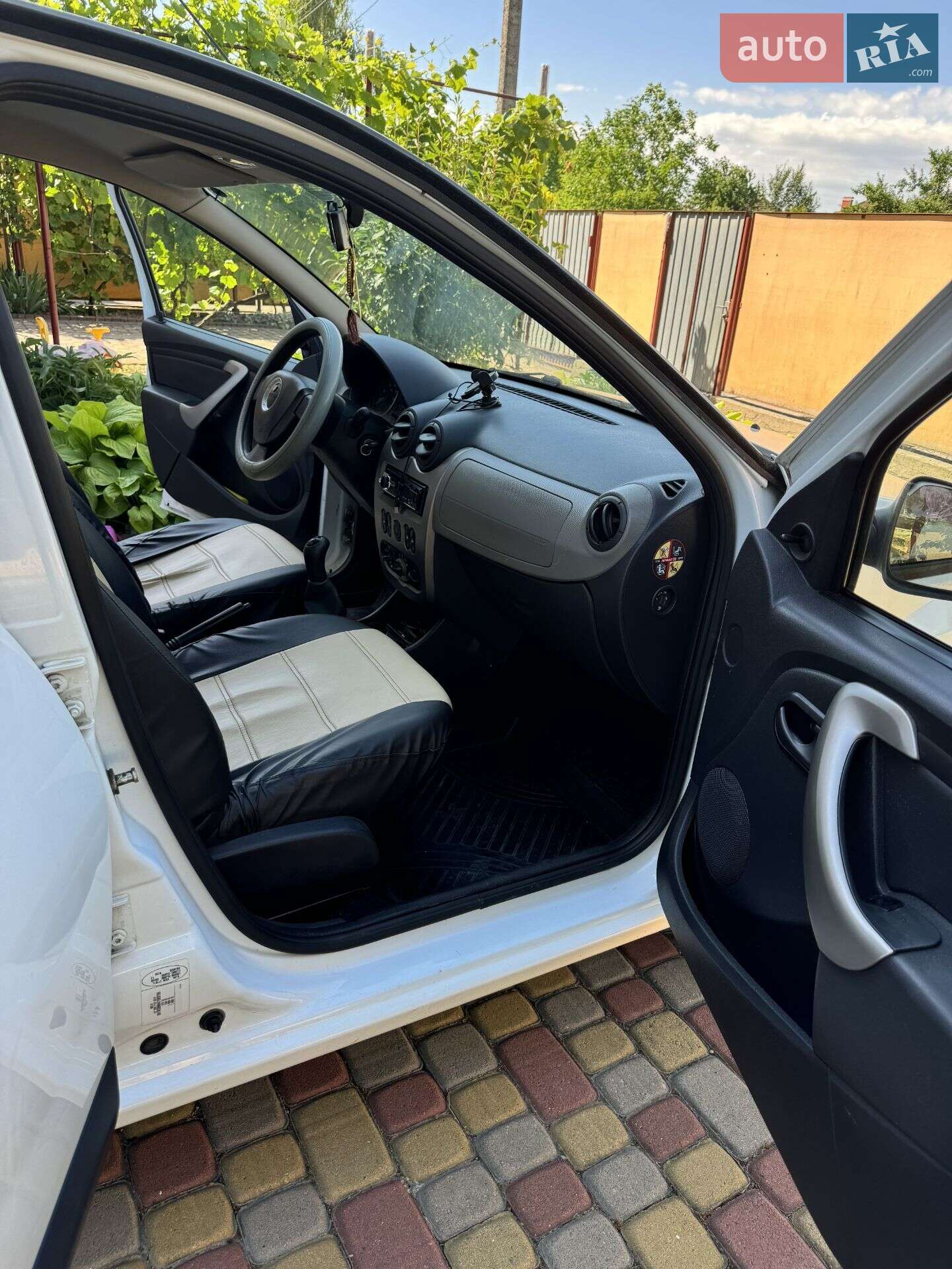 Dacia DACIA SANDERO 2009 VIN UU1BSDBNH41089795 фото оголошення 8 з 11