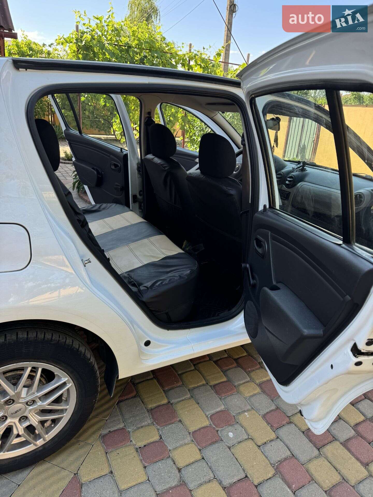 Dacia DACIA SANDERO 2009 VIN UU1BSDBNH41089795 фото оголошення 7 з 11