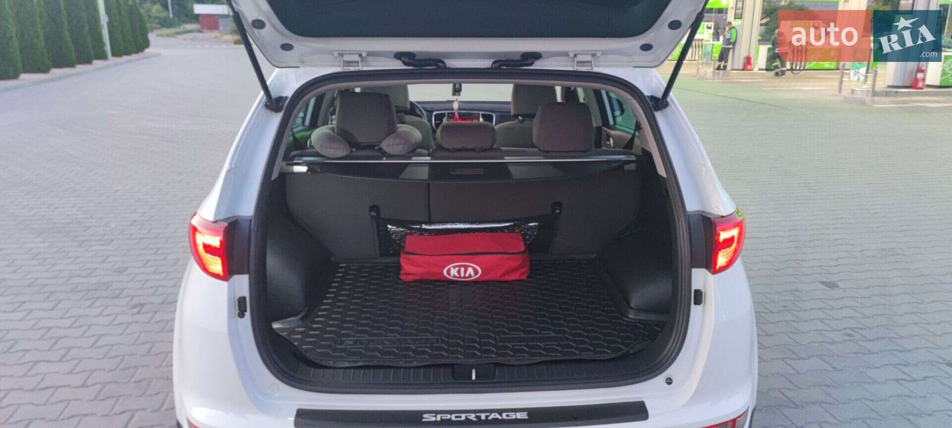 Kia Sportage 2017 VIN U5YPG815GHL380961 фото оголошення 13 з 17