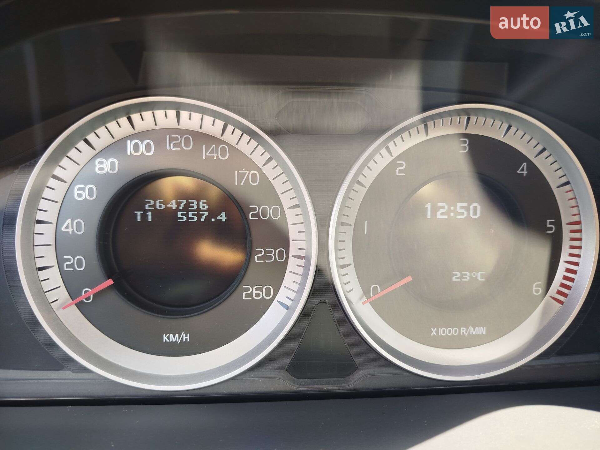 Volvo V70 2011 VIN YV1BW8256C1221259 фото оголошення 14 з 29