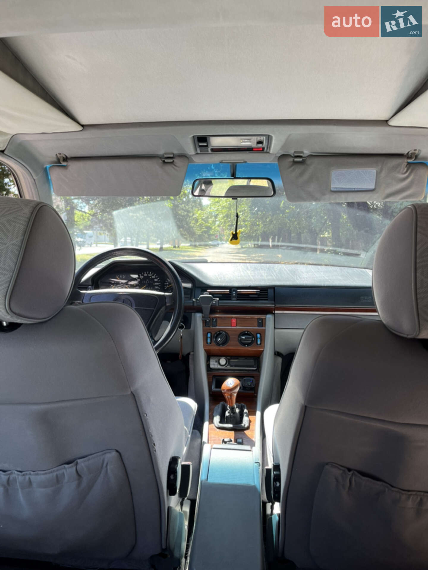 Mercedes-Benz E-Class 1995 VIN WDB1240191J086057 фото оголошення 2 з 16