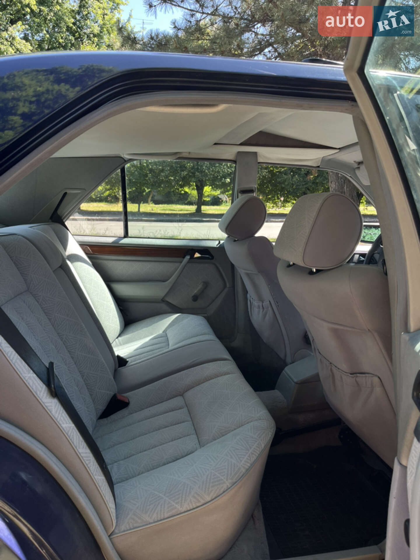 Mercedes-Benz E-Class 1995 VIN WDB1240191J086057 фото оголошення 7 з 16