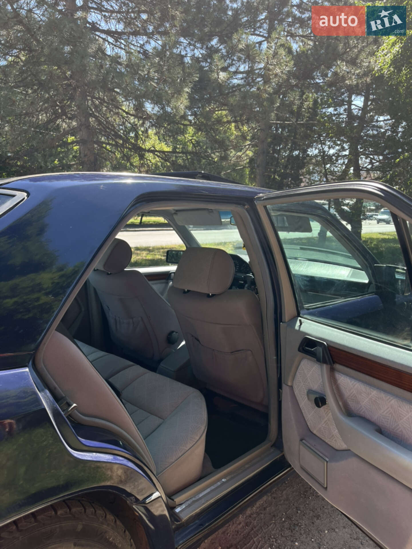 Mercedes-Benz E-Class 1995 VIN WDB1240191J086057 фото оголошення 8 з 16