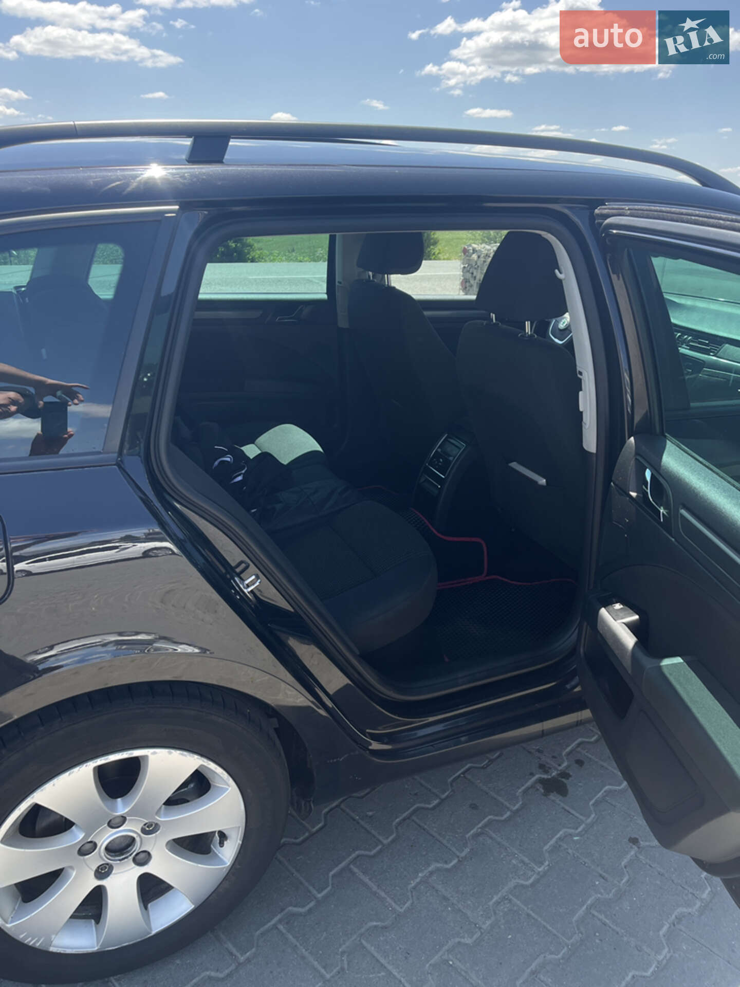 Skoda Superb 2012 VIN TMBJJ73T6C9062910 фото оголошення 12 з 19